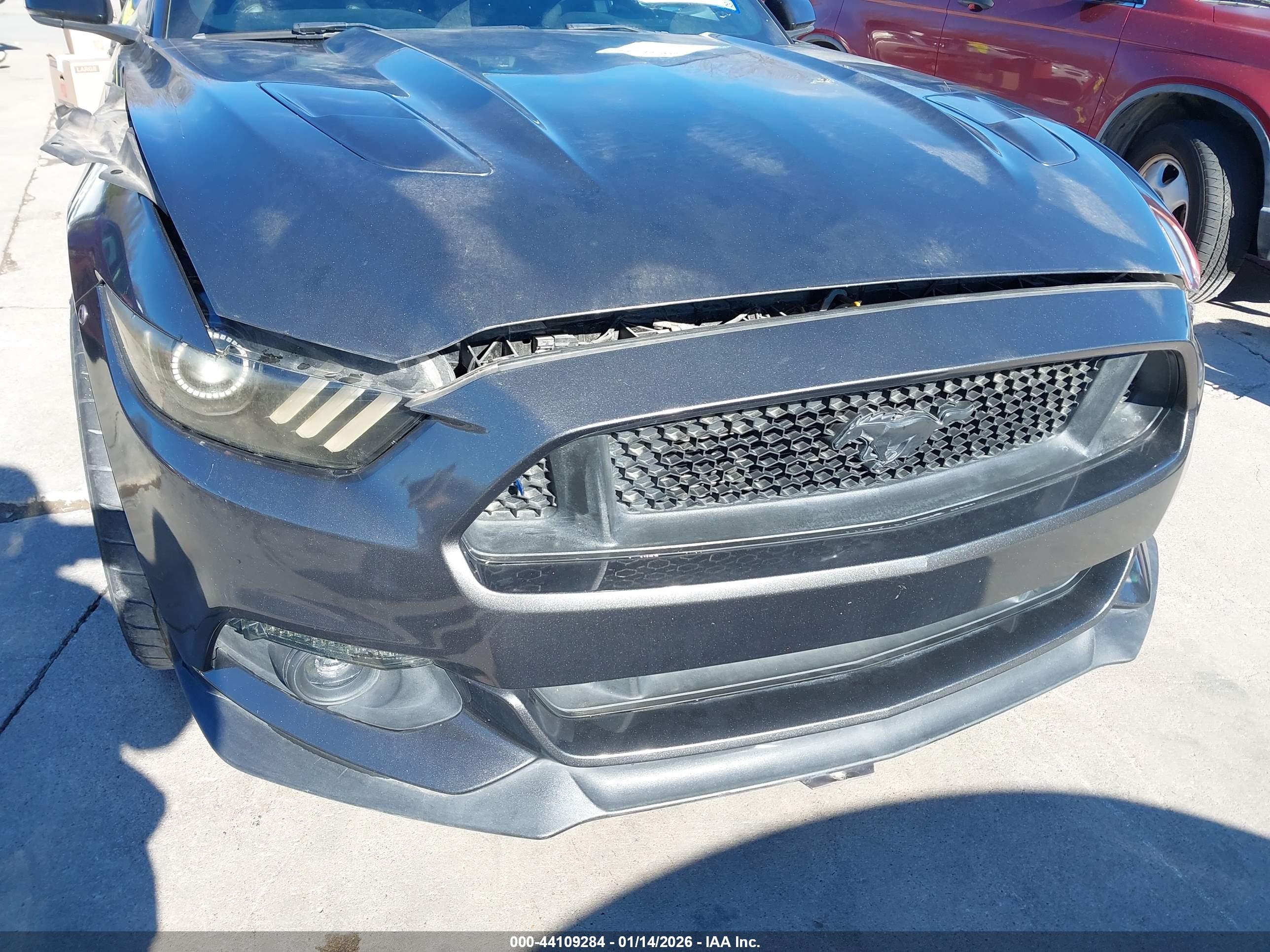 FORD MUSTANG image 6