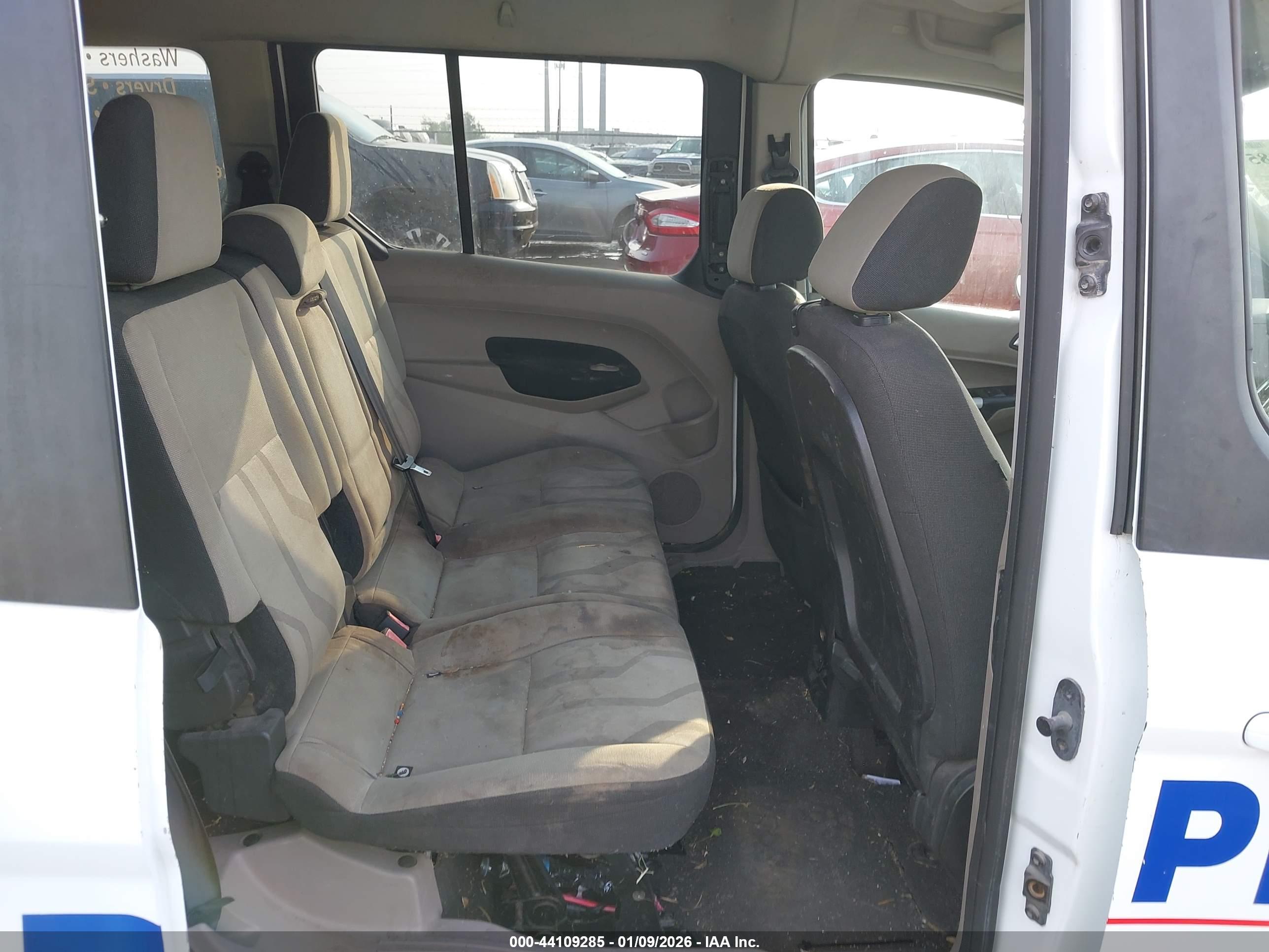 FORD TRANSIT image 8