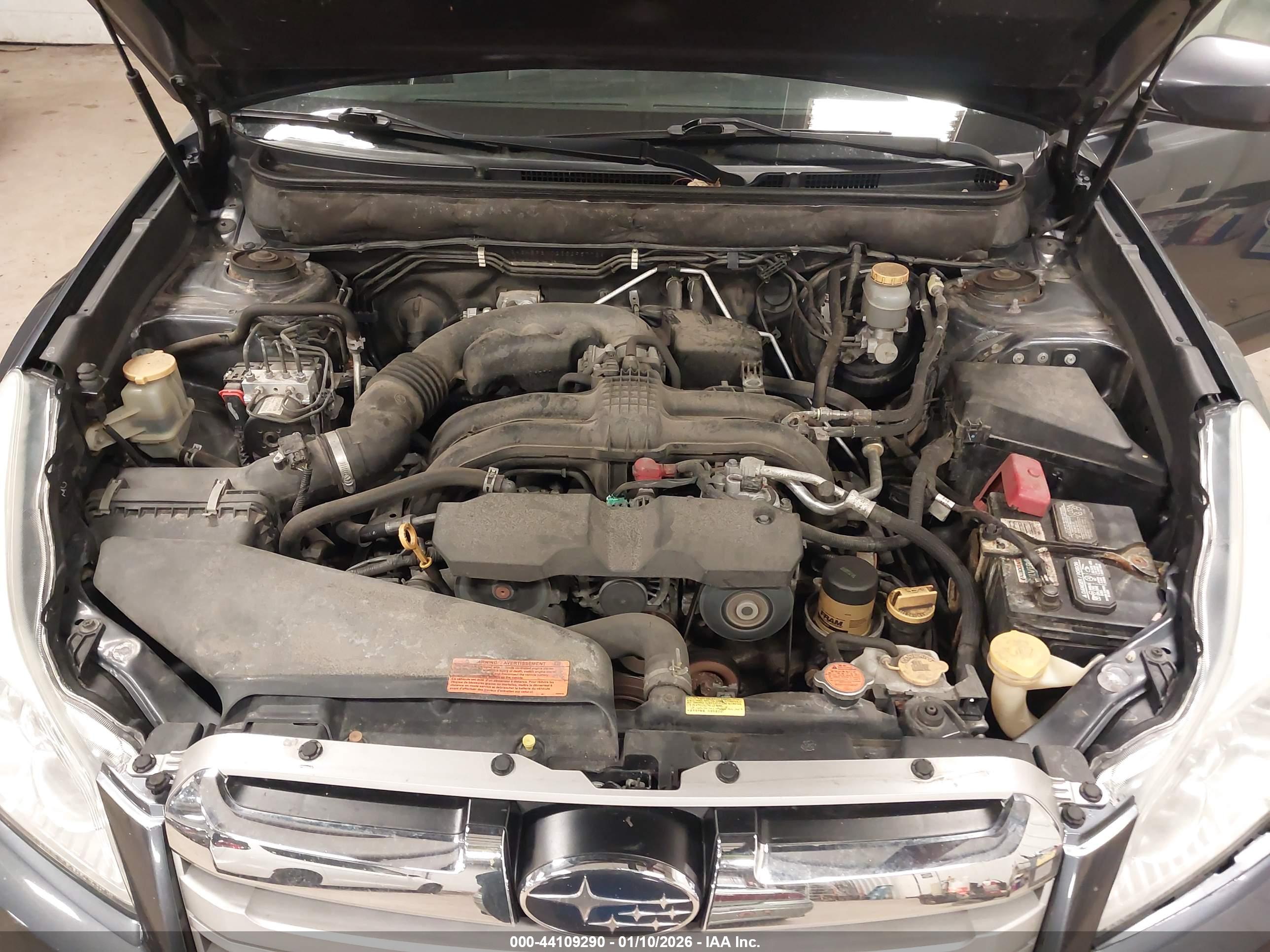 SUBARU OUTBACK image 10
