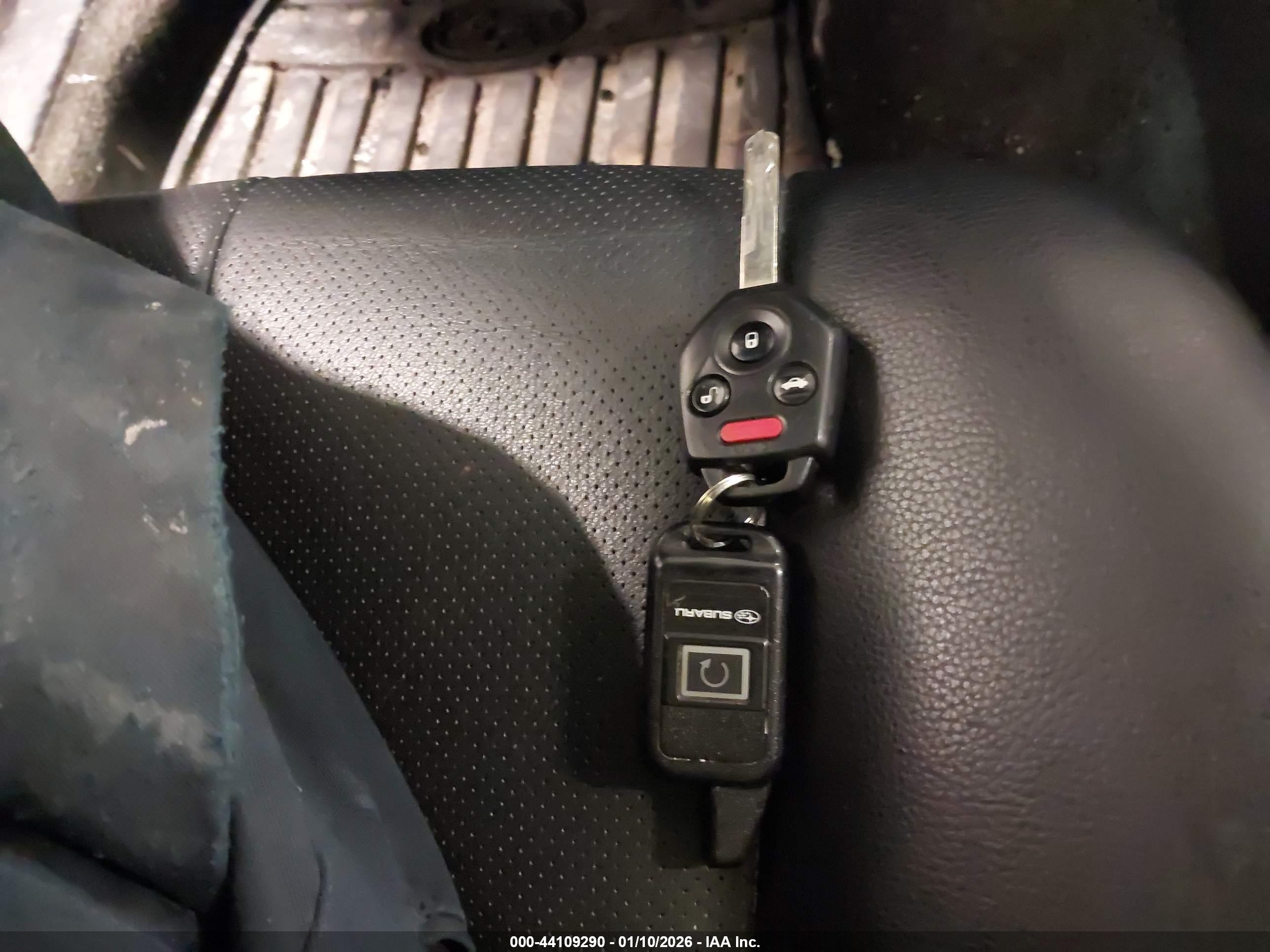 SUBARU OUTBACK image 11