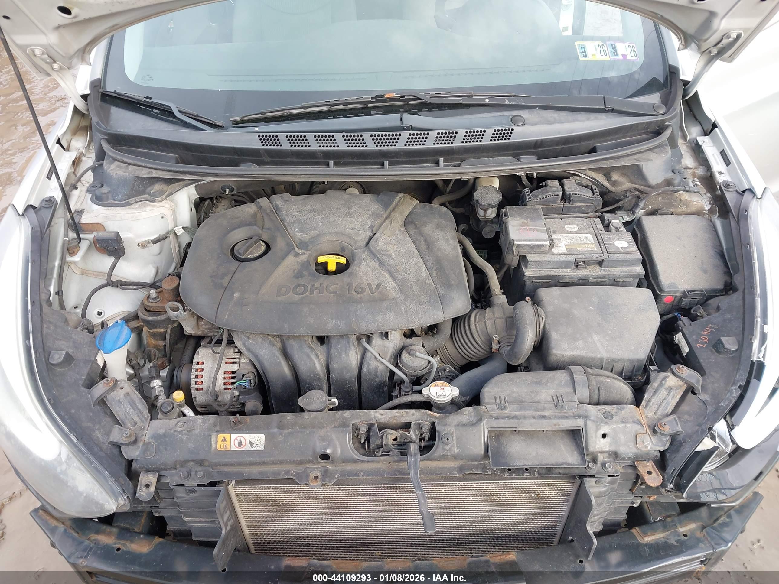 HYUNDAI ELANTRA image 10