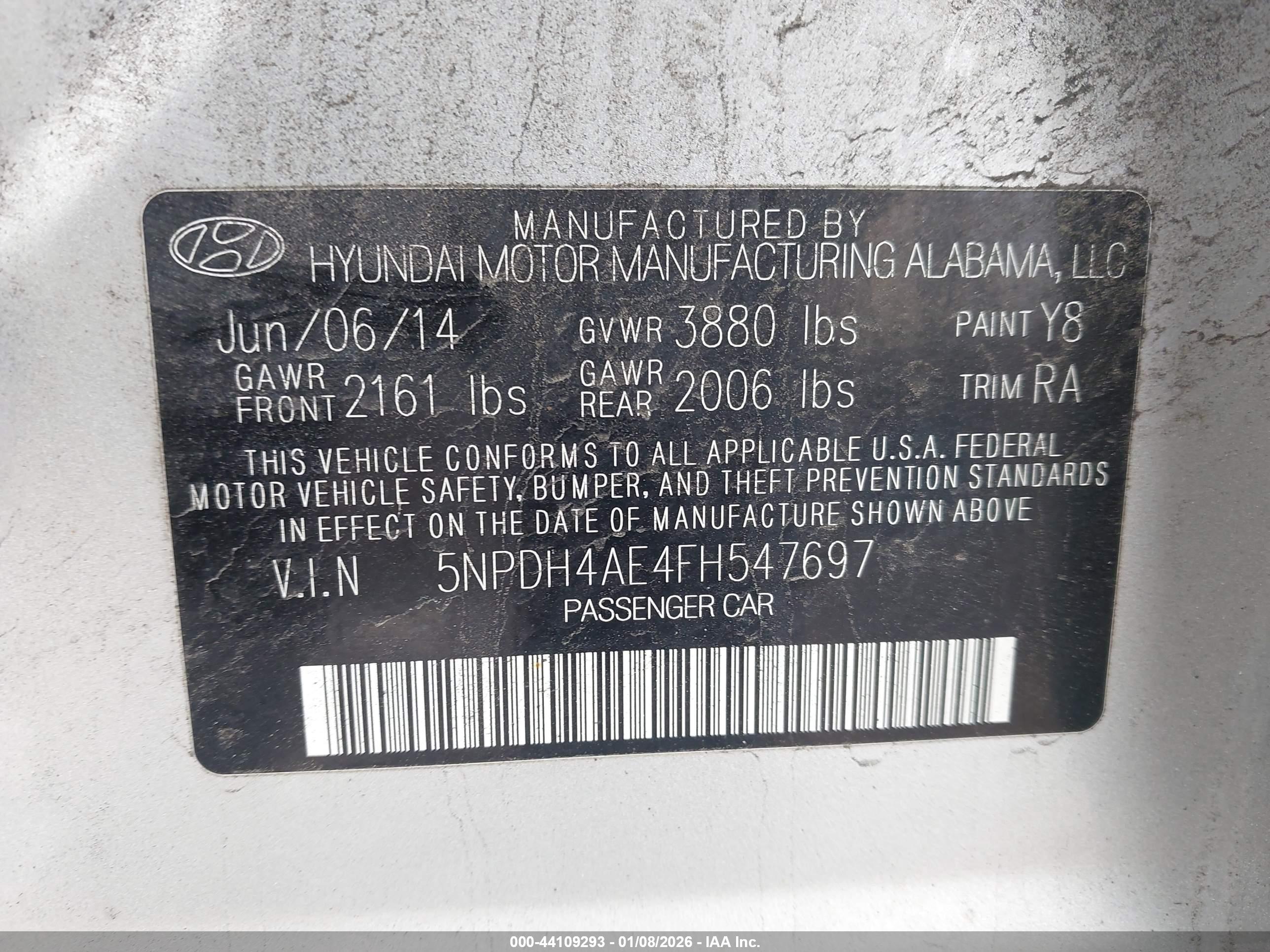 HYUNDAI ELANTRA image 9