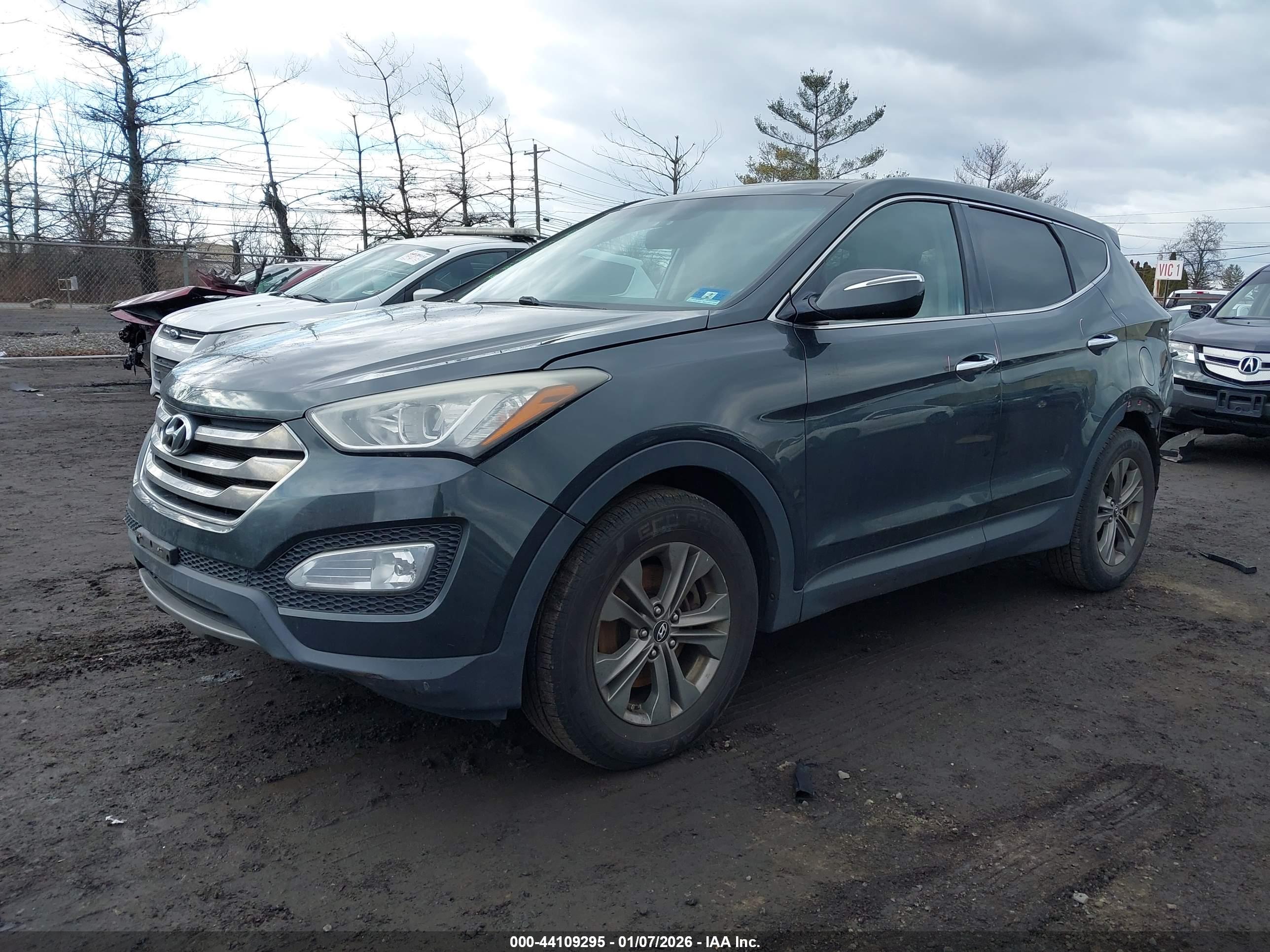 HYUNDAI SANTA image 2
