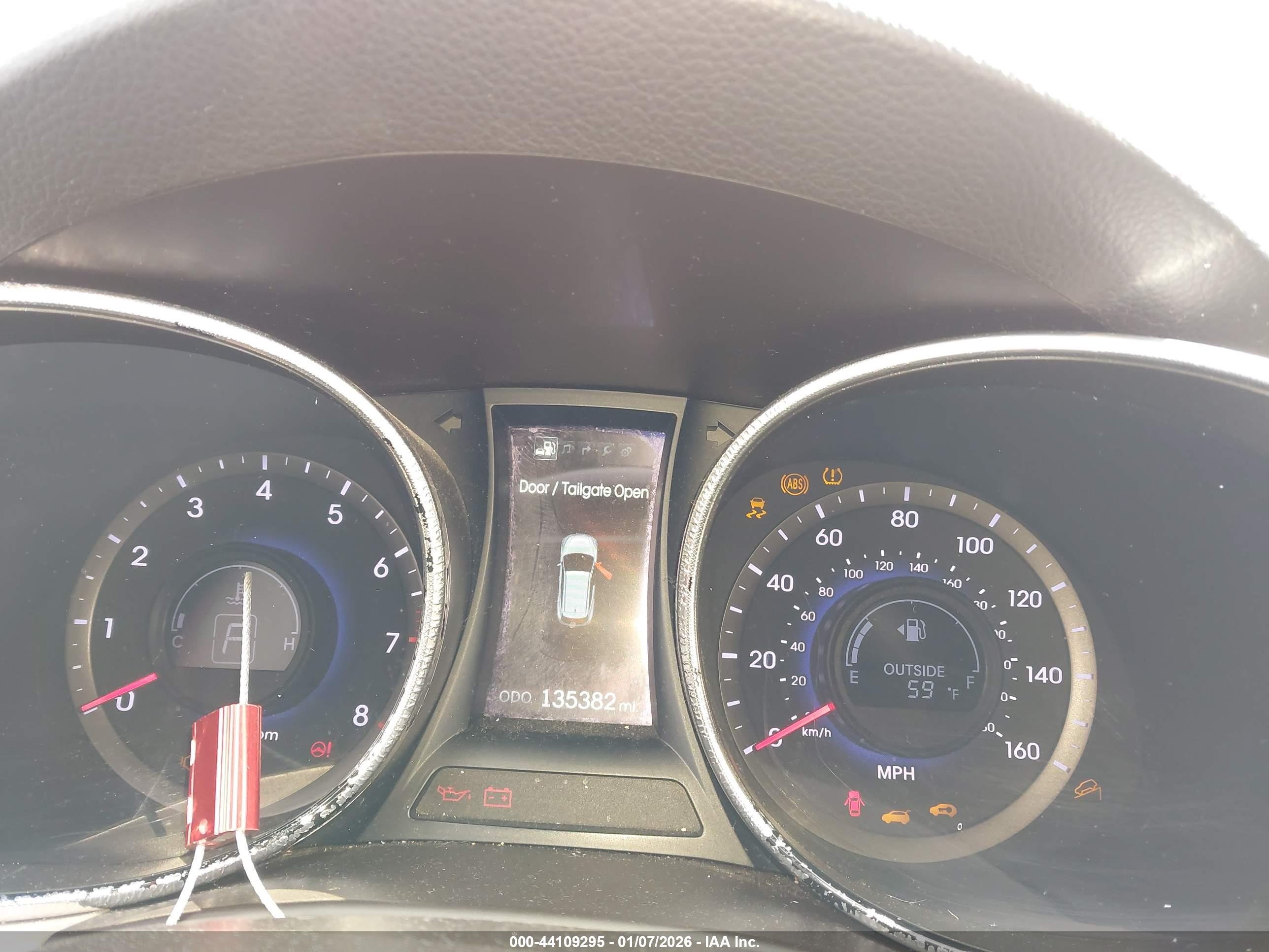HYUNDAI SANTA image 7