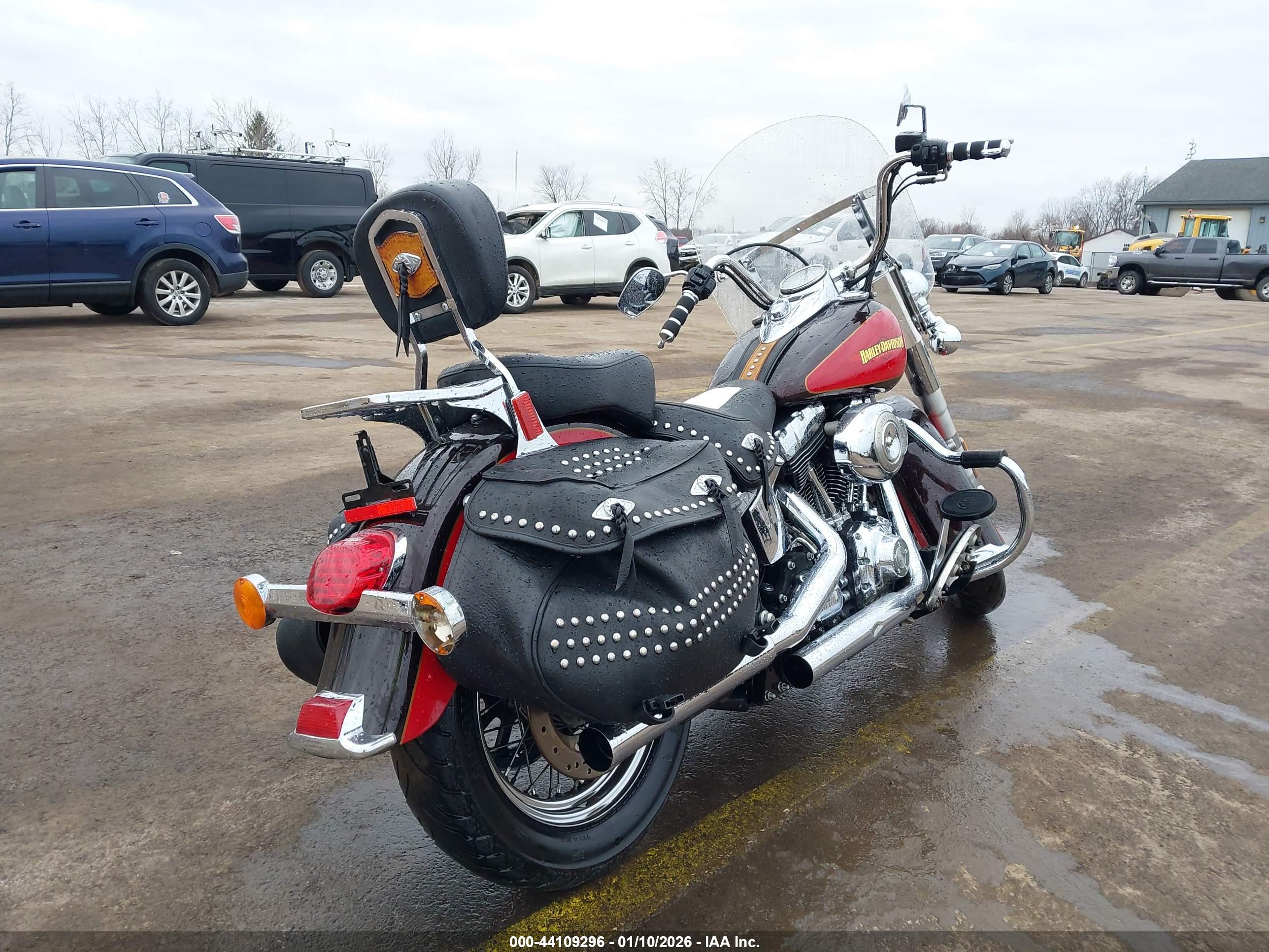 HARLEY-DAVIDSON FLSTC image 4
