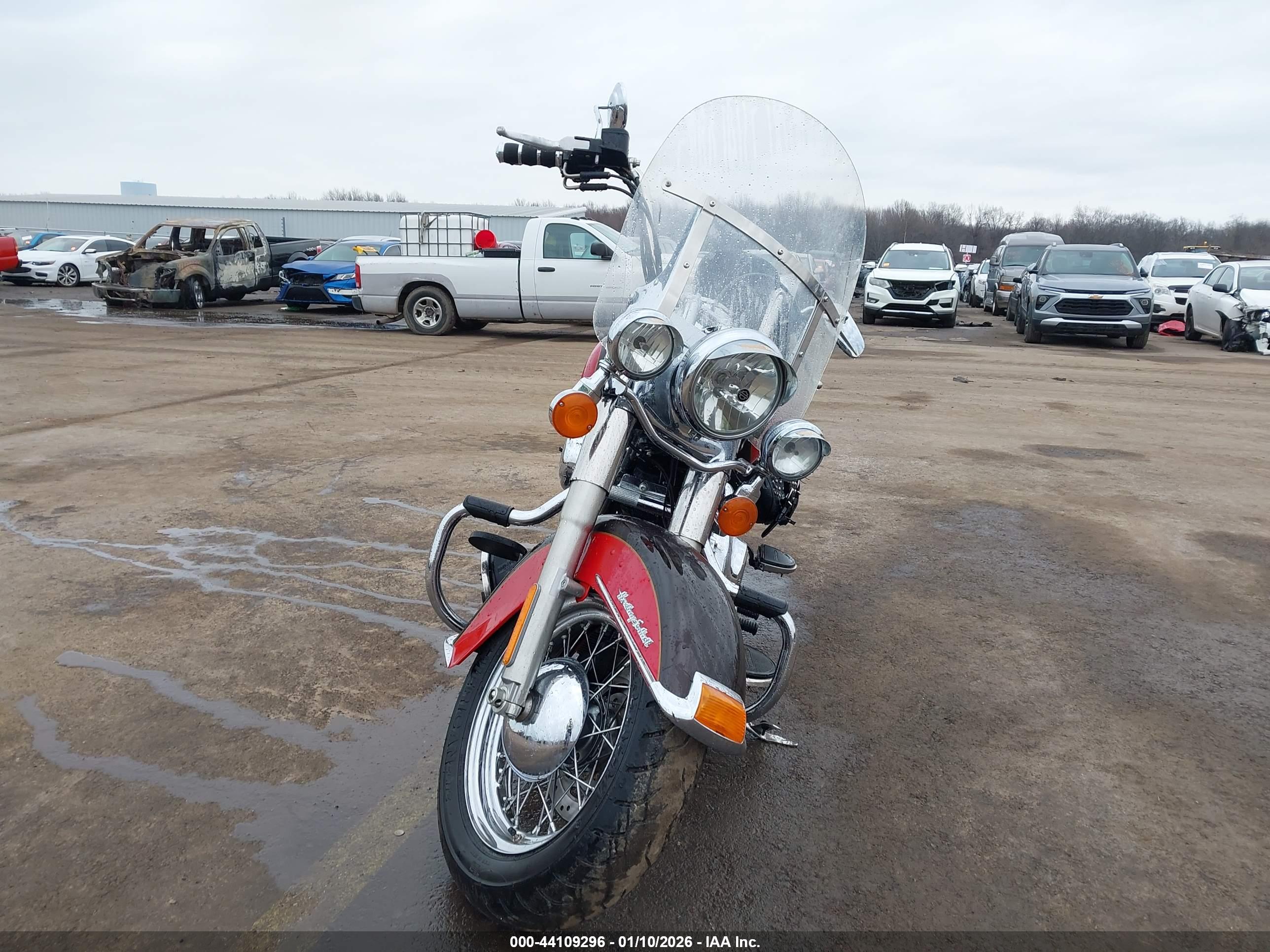 HARLEY-DAVIDSON FLSTC image 5