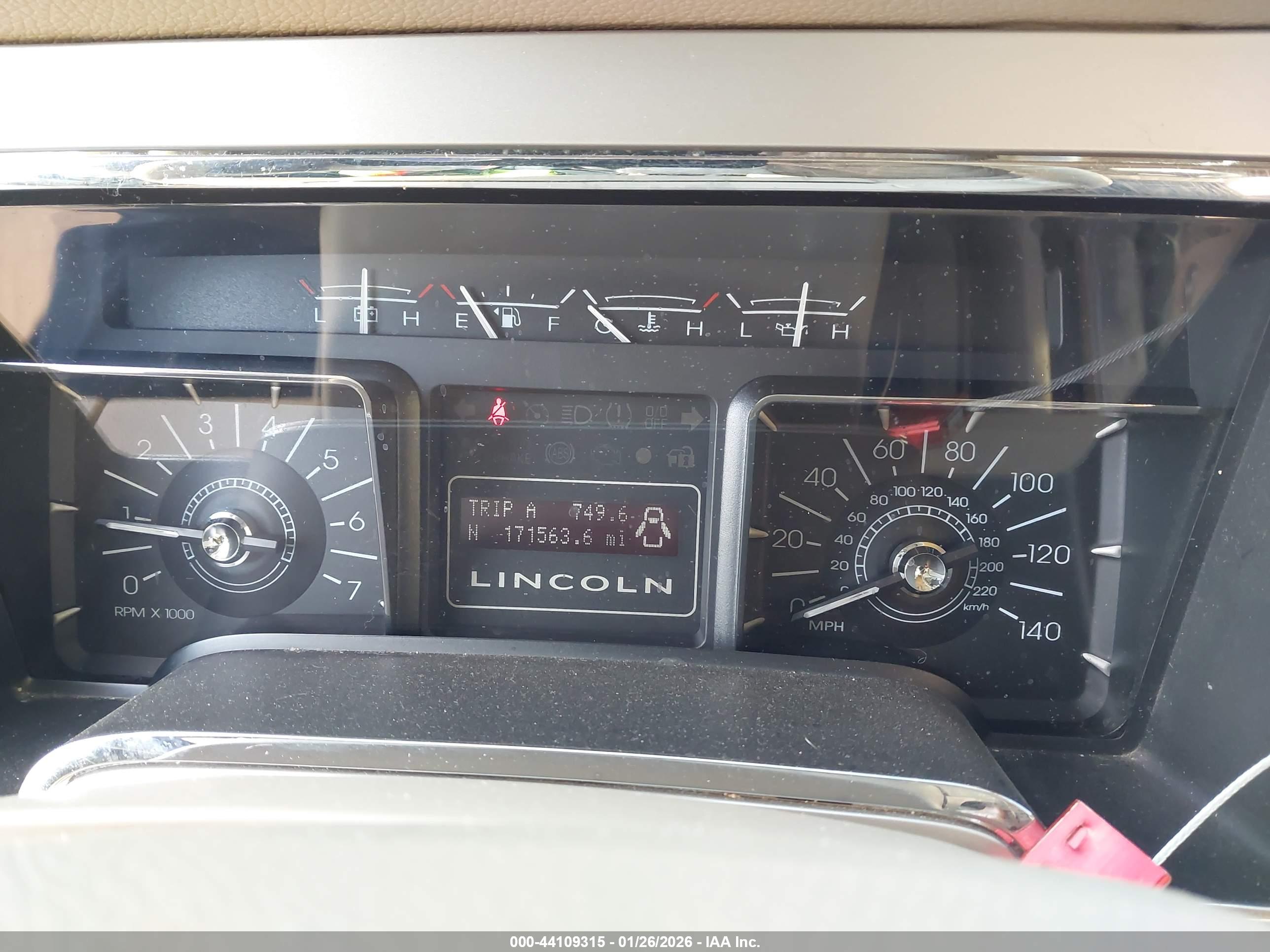 LINCOLN NAVIGATOR image 7