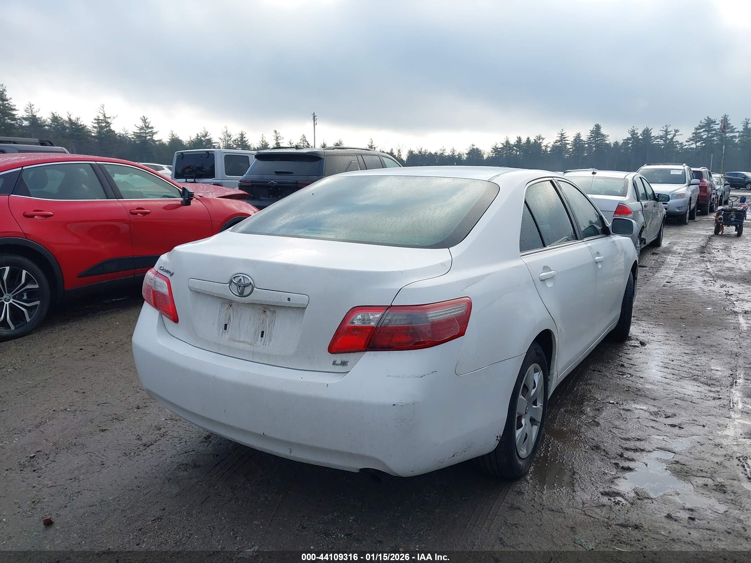 TOYOTA CAMRY image 4