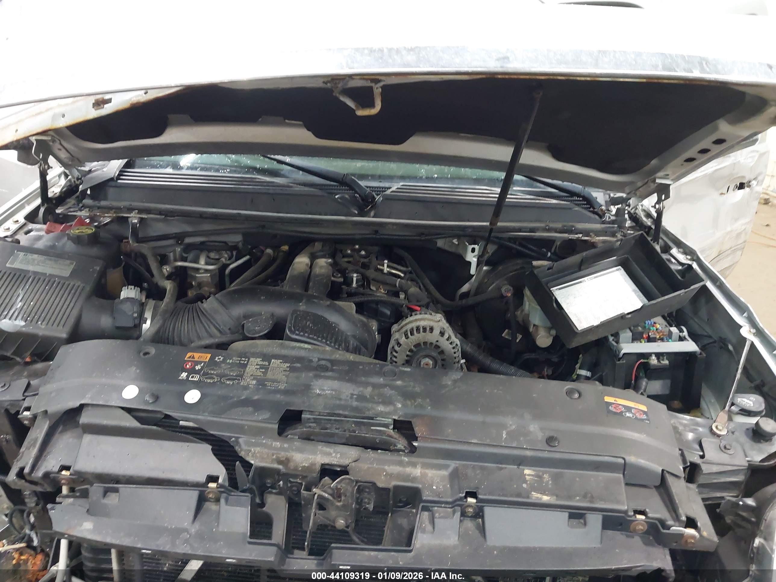 GMC YUKON image 10