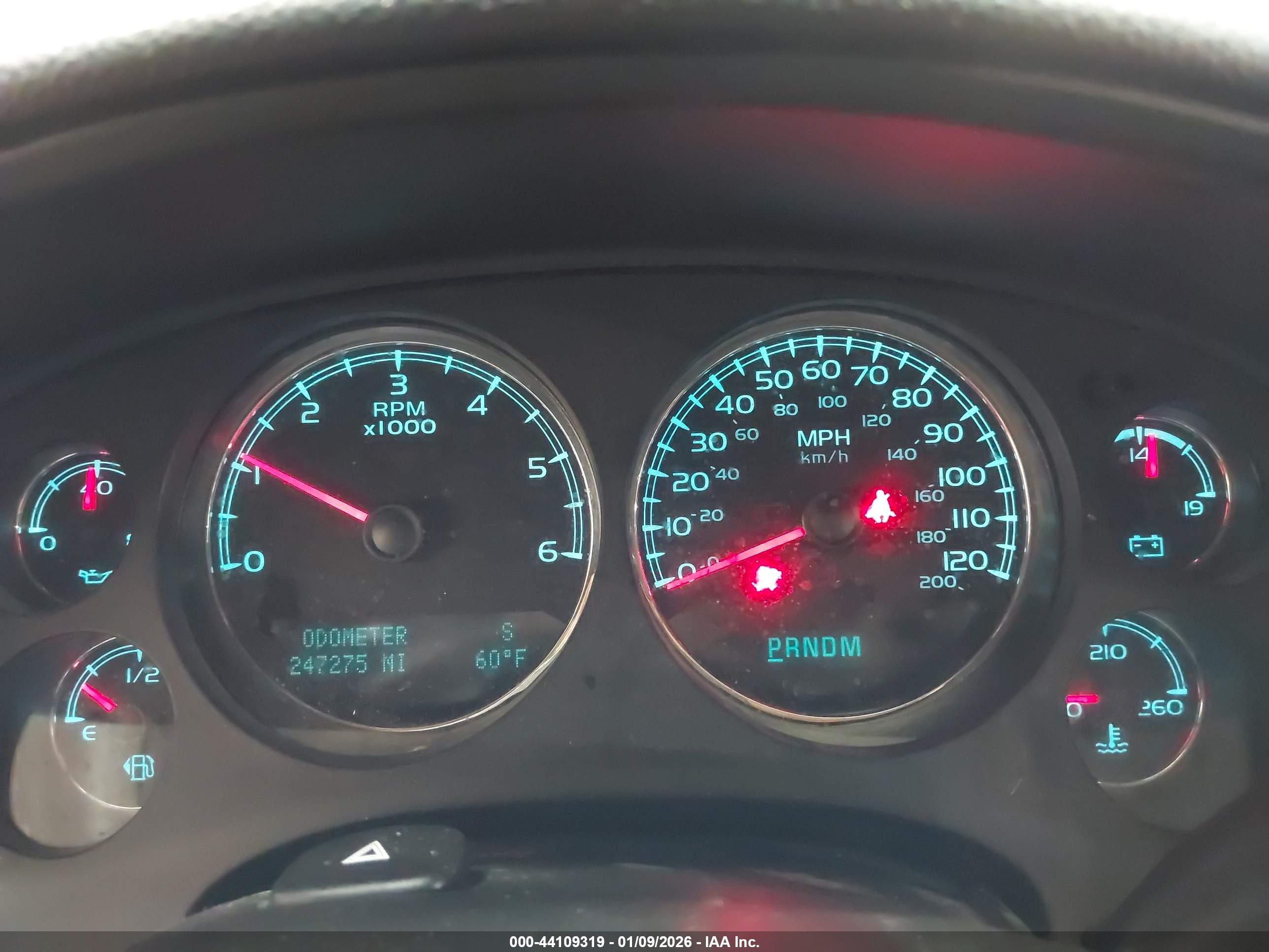 GMC YUKON image 7