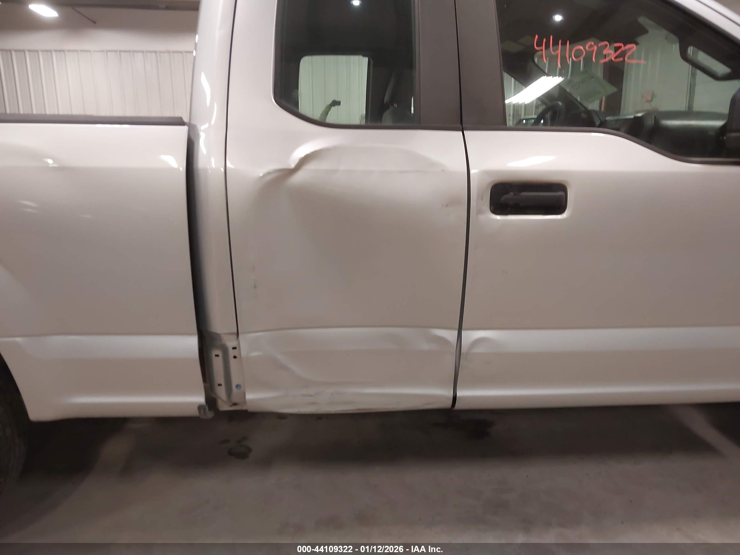 FORD F-150 image 6