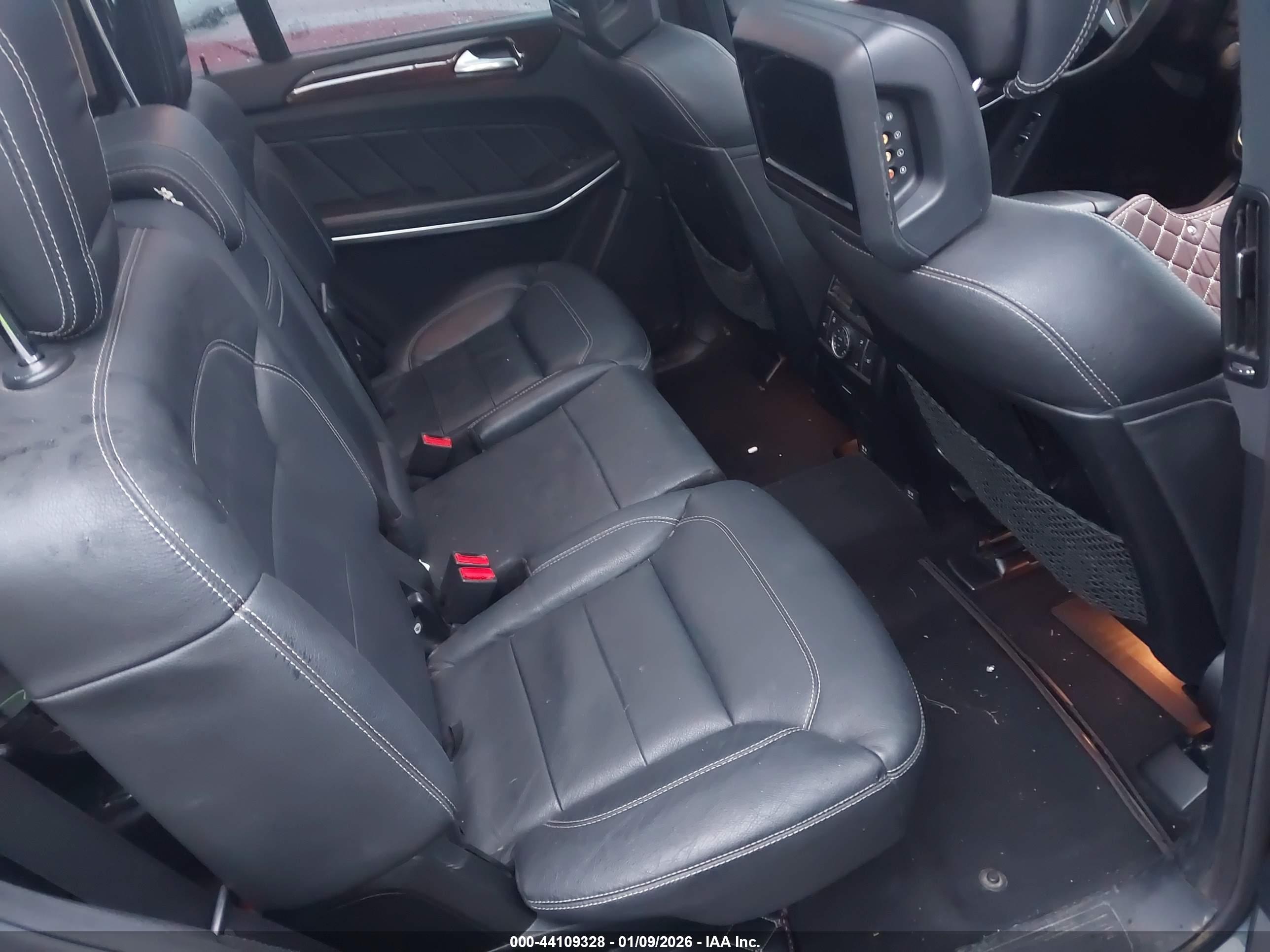 MERCEDES-BENZ GL image 8