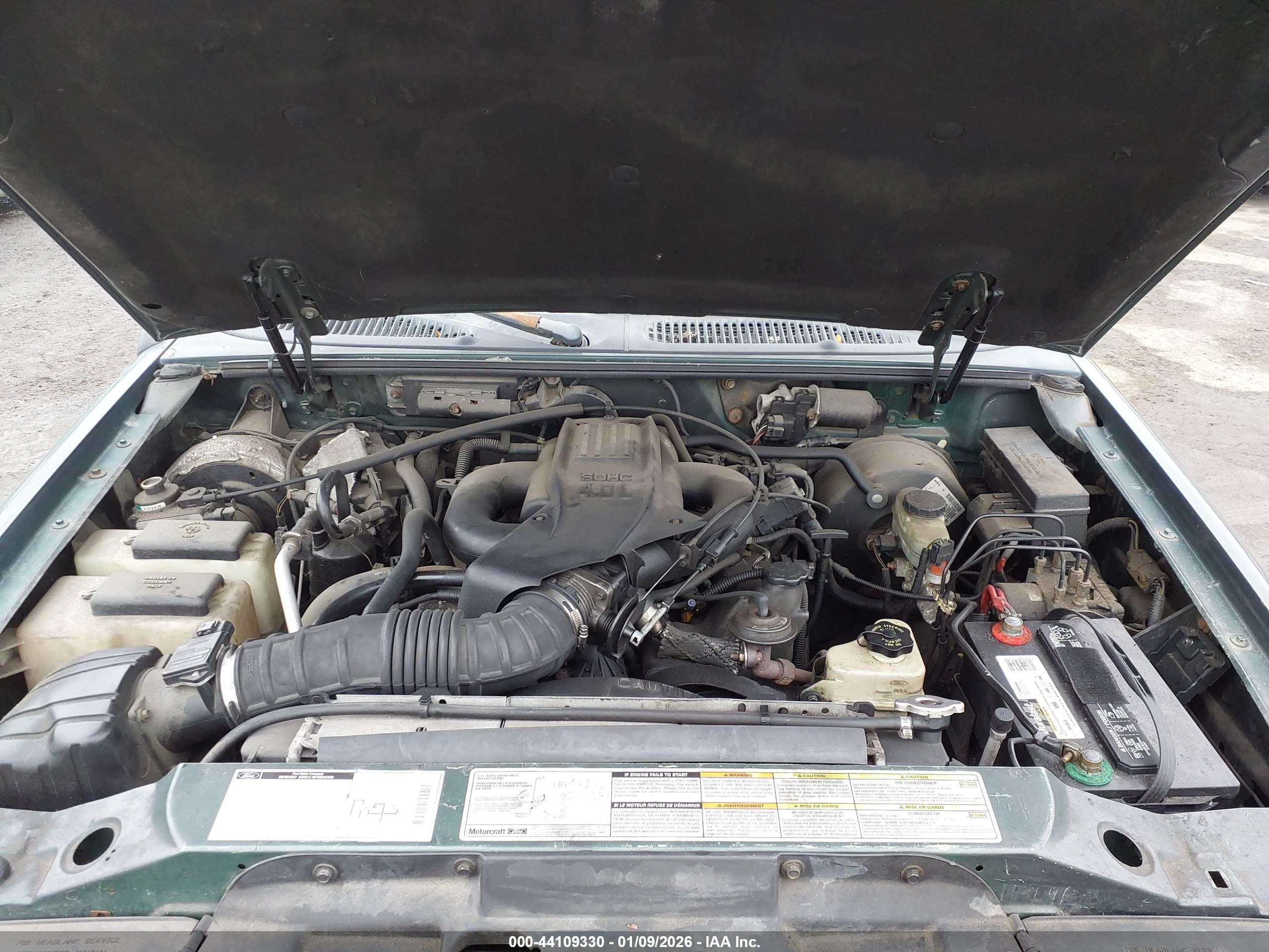 FORD EXPLORER image 10