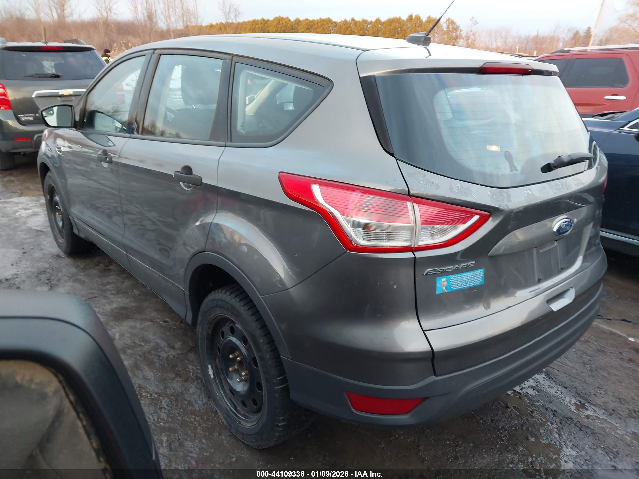 FORD ESCAPE image 3