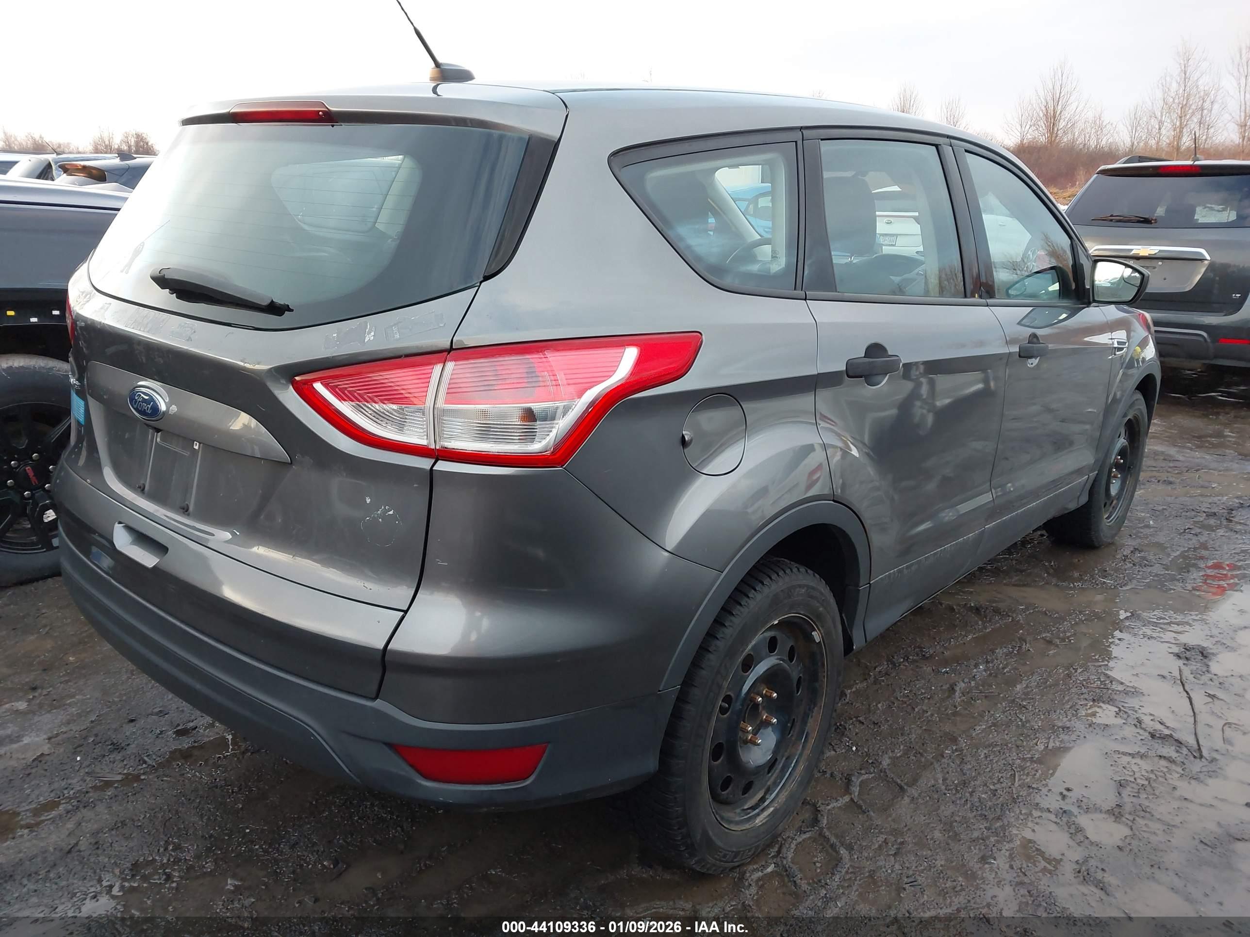 FORD ESCAPE image 4