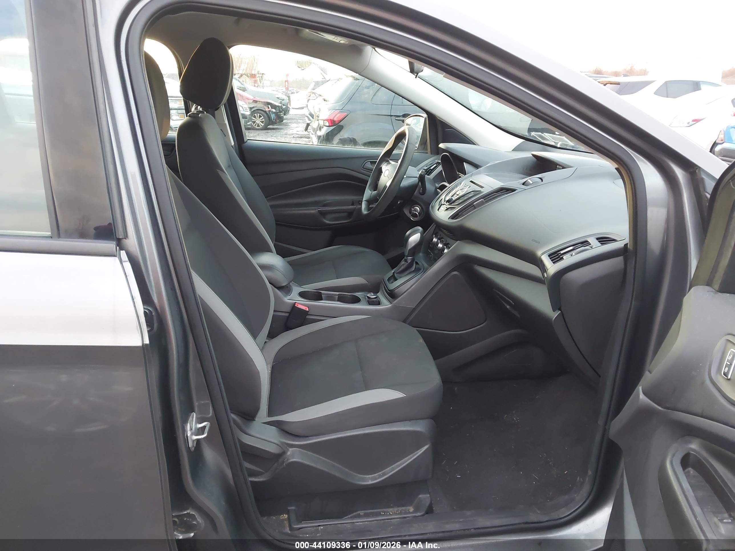 FORD ESCAPE image 5