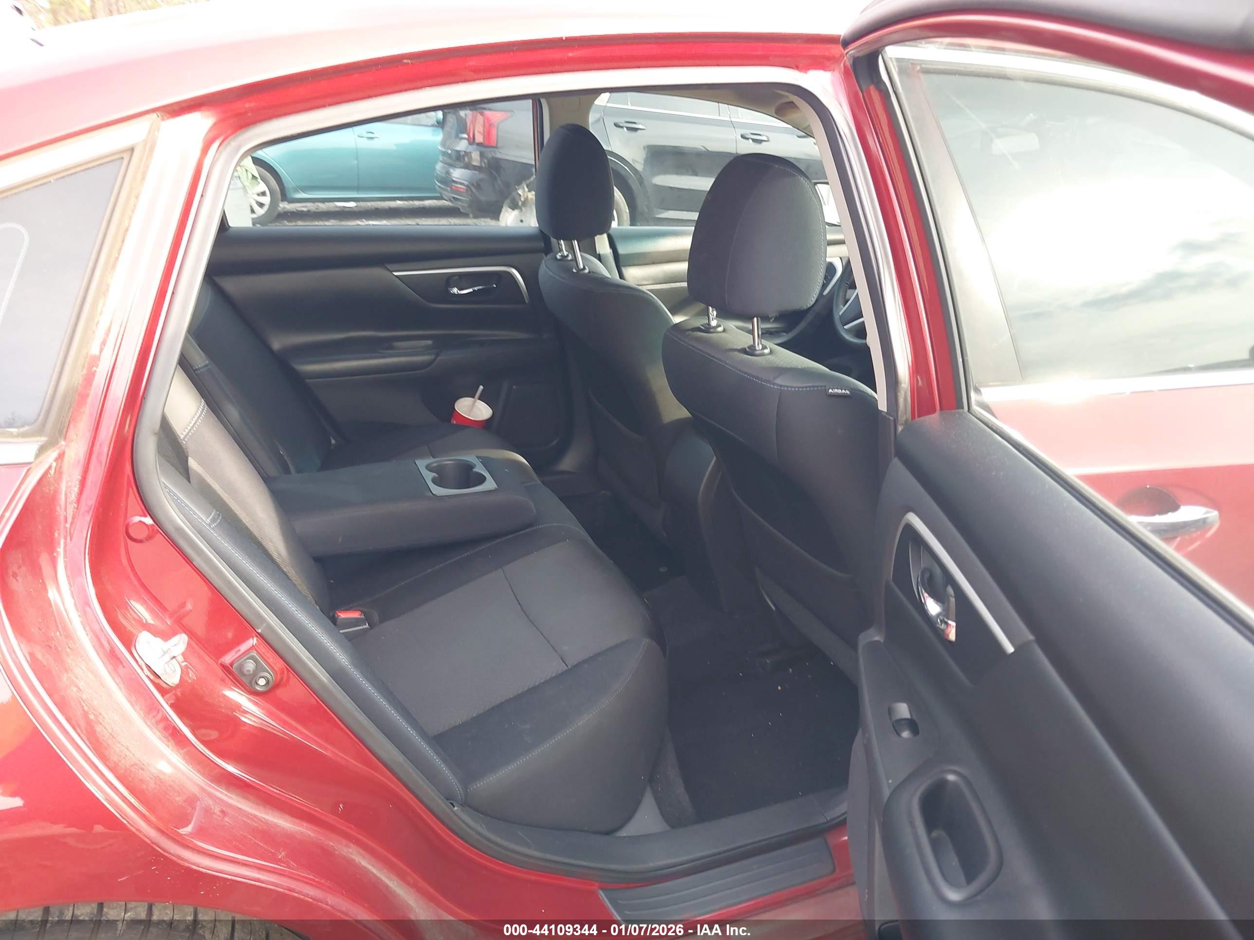 NISSAN ALTIMA image 8