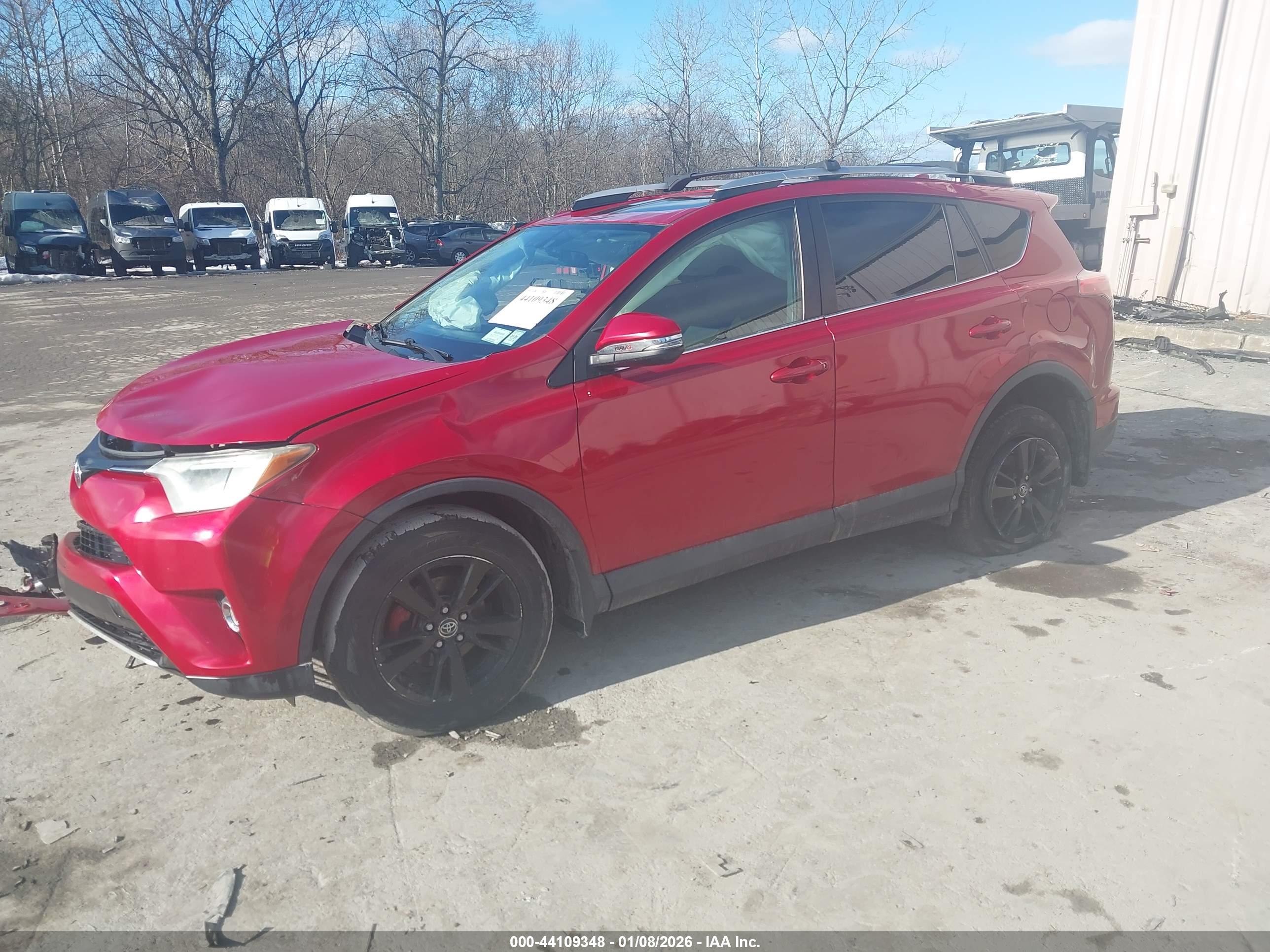 TOYOTA RAV4 image 2