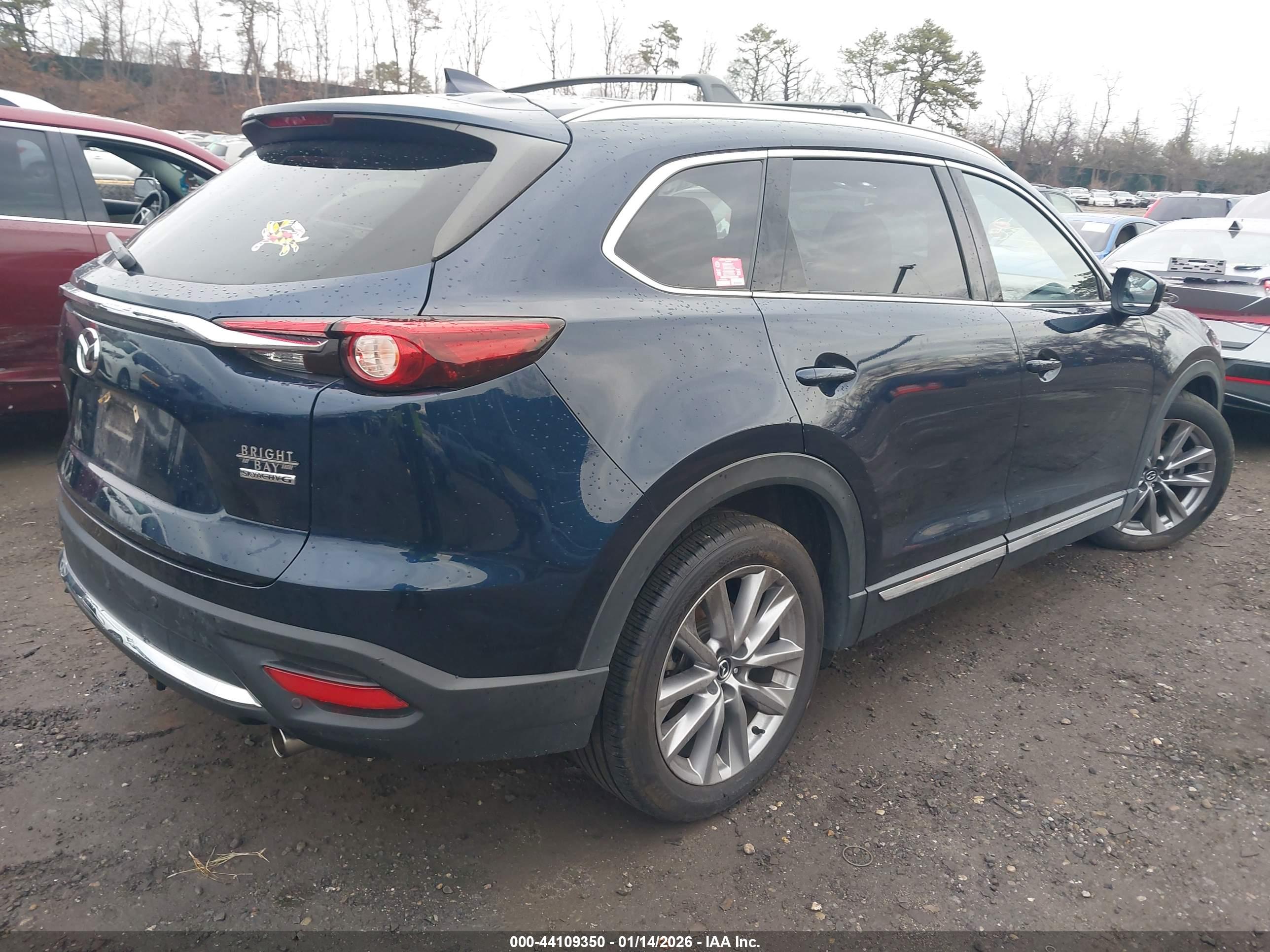MAZDA CX-9 image 4