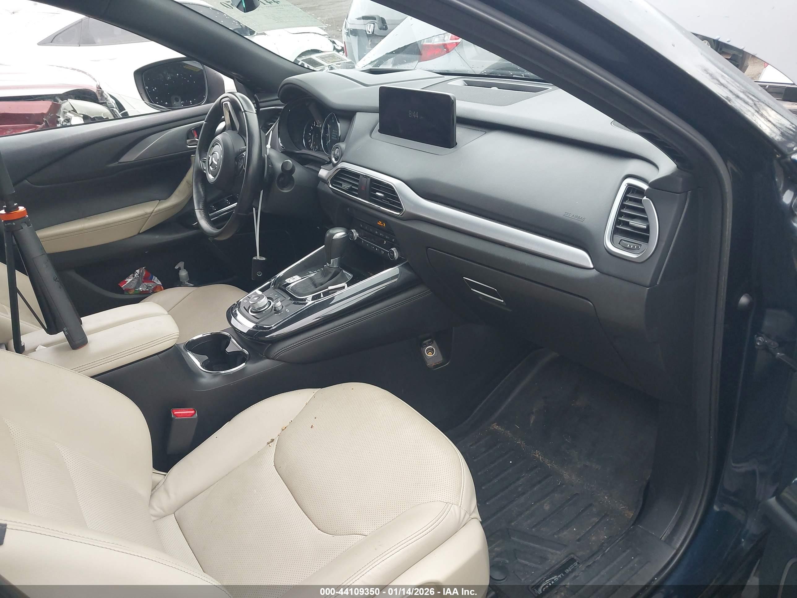MAZDA CX-9 image 5