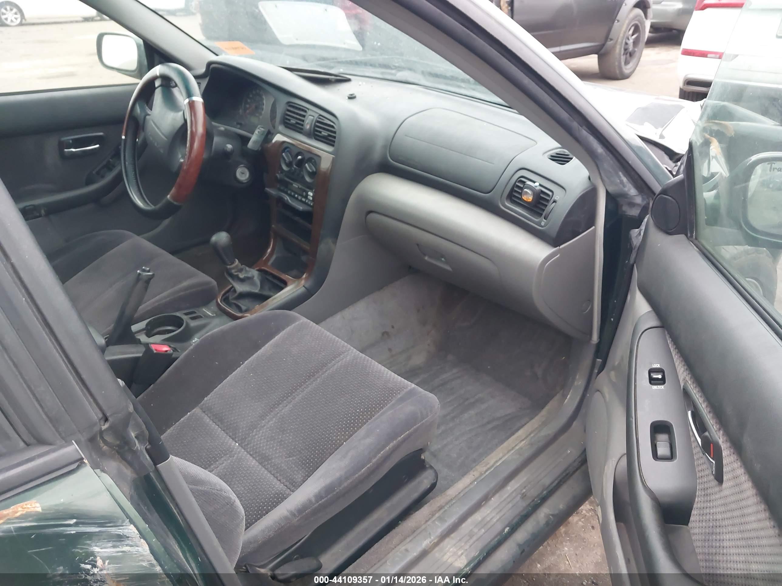SUBARU LEGACY image 5