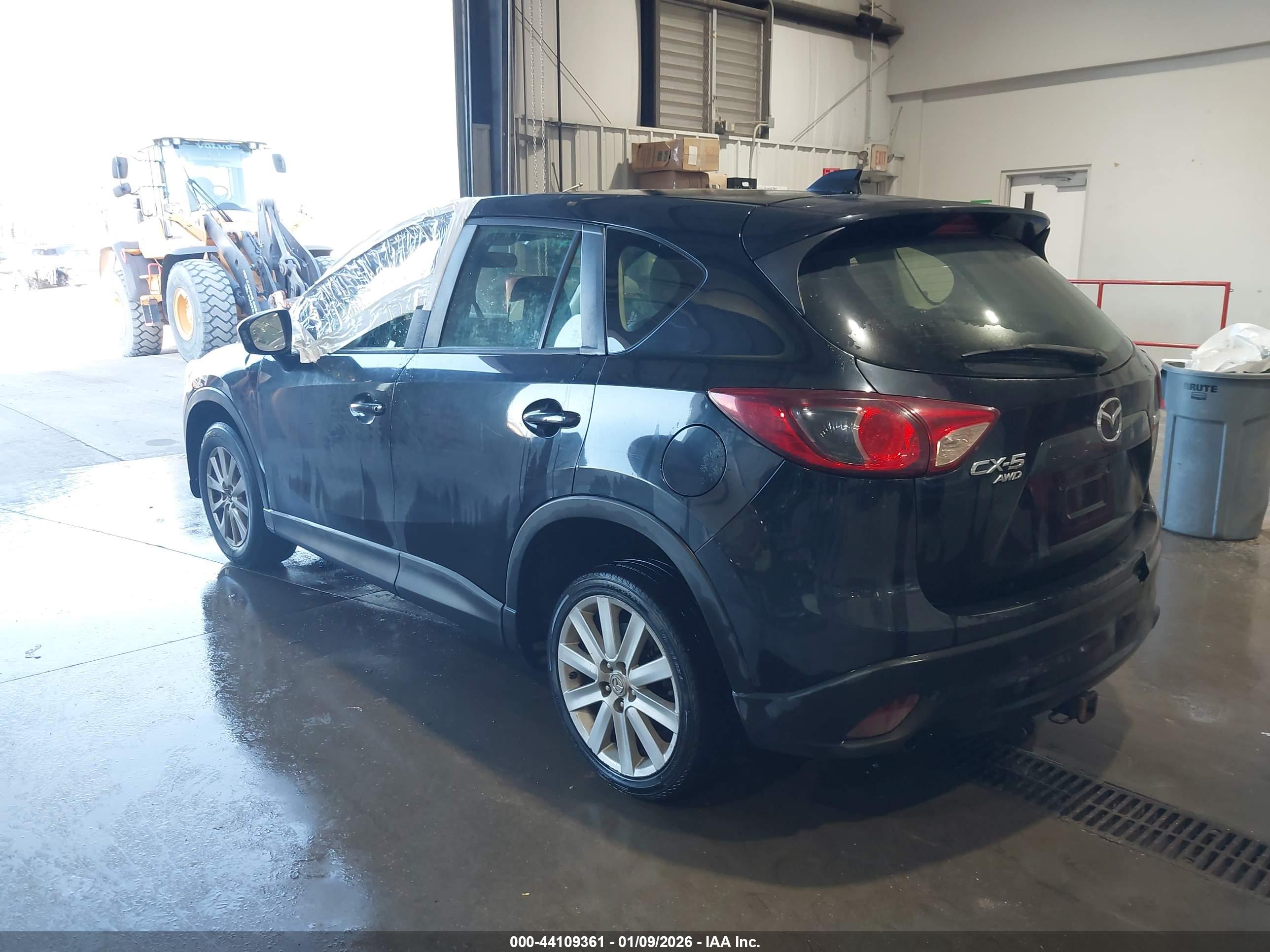 MAZDA CX-5 image 3