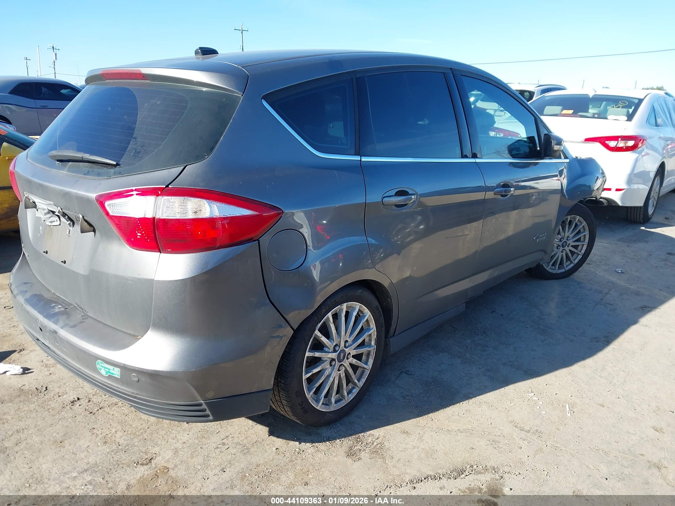 FORD C-MAX image 4