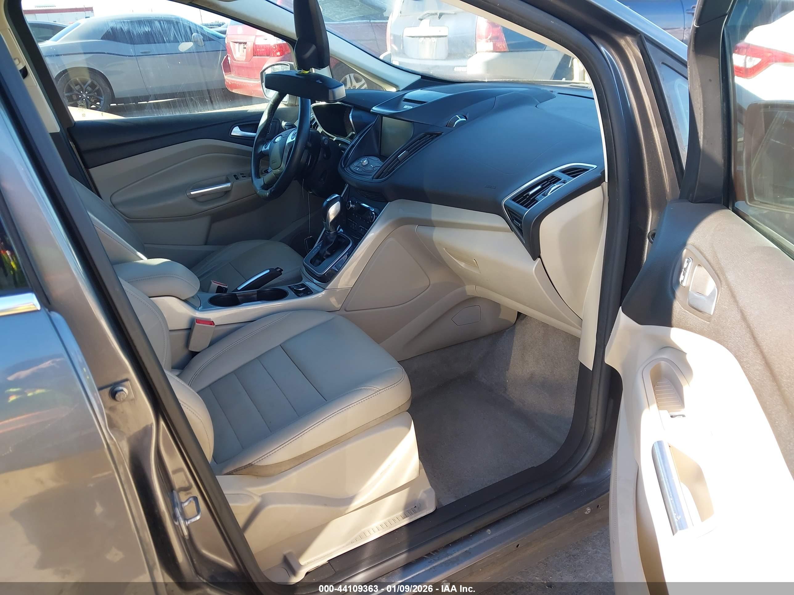 FORD C-MAX image 5