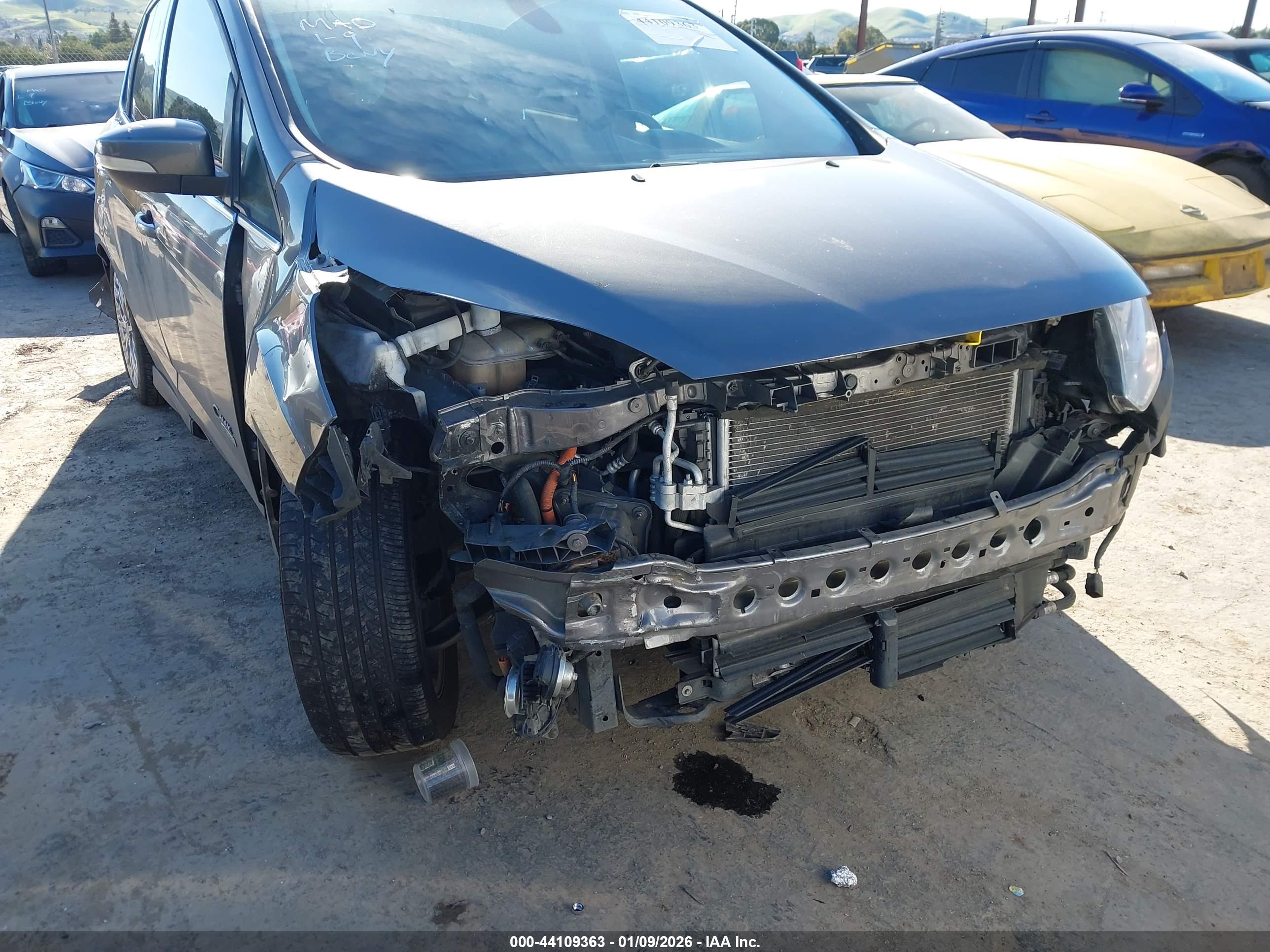 FORD C-MAX image 6