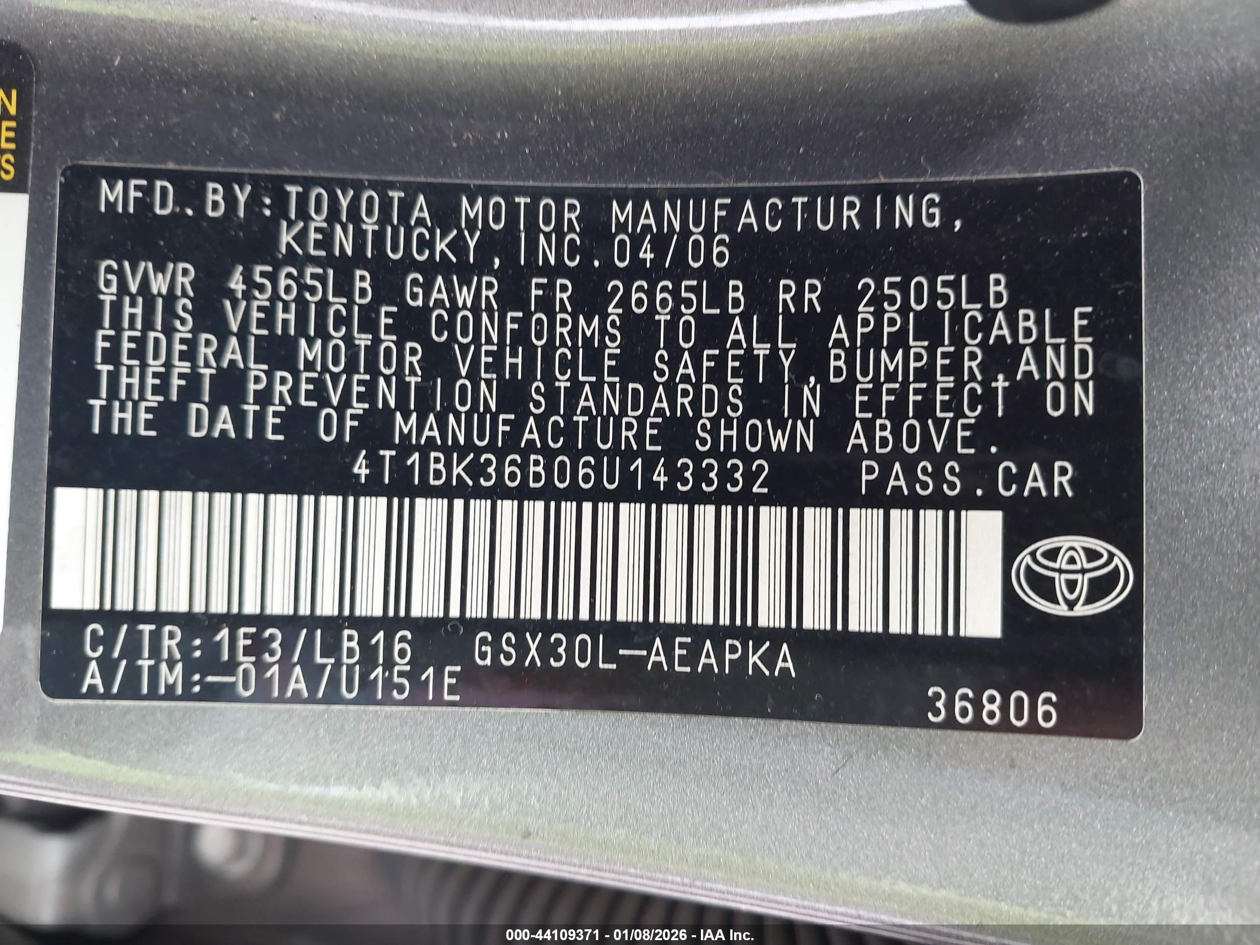 TOYOTA AVALON image 9