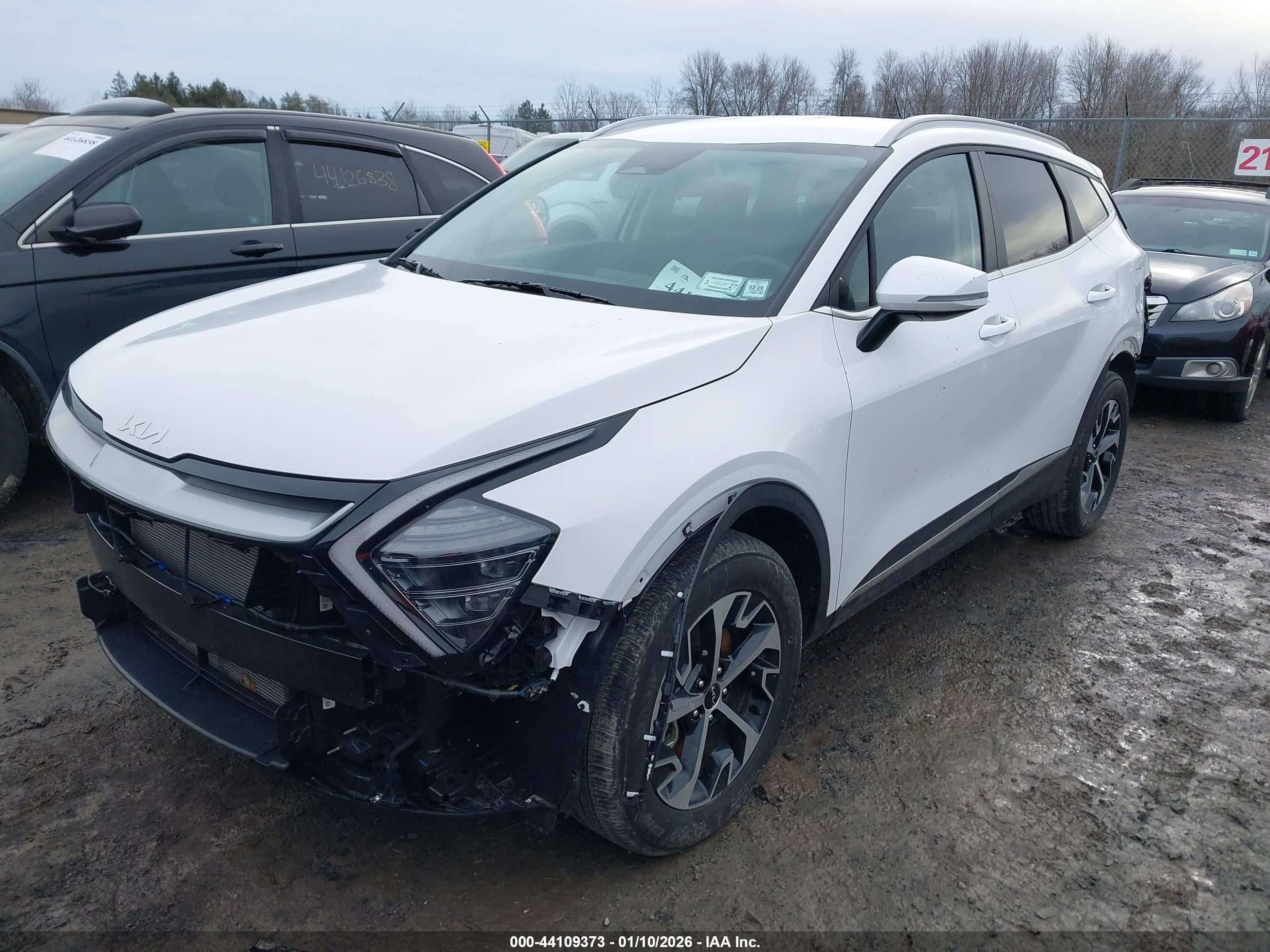 KIA SPORTAGE image 2
