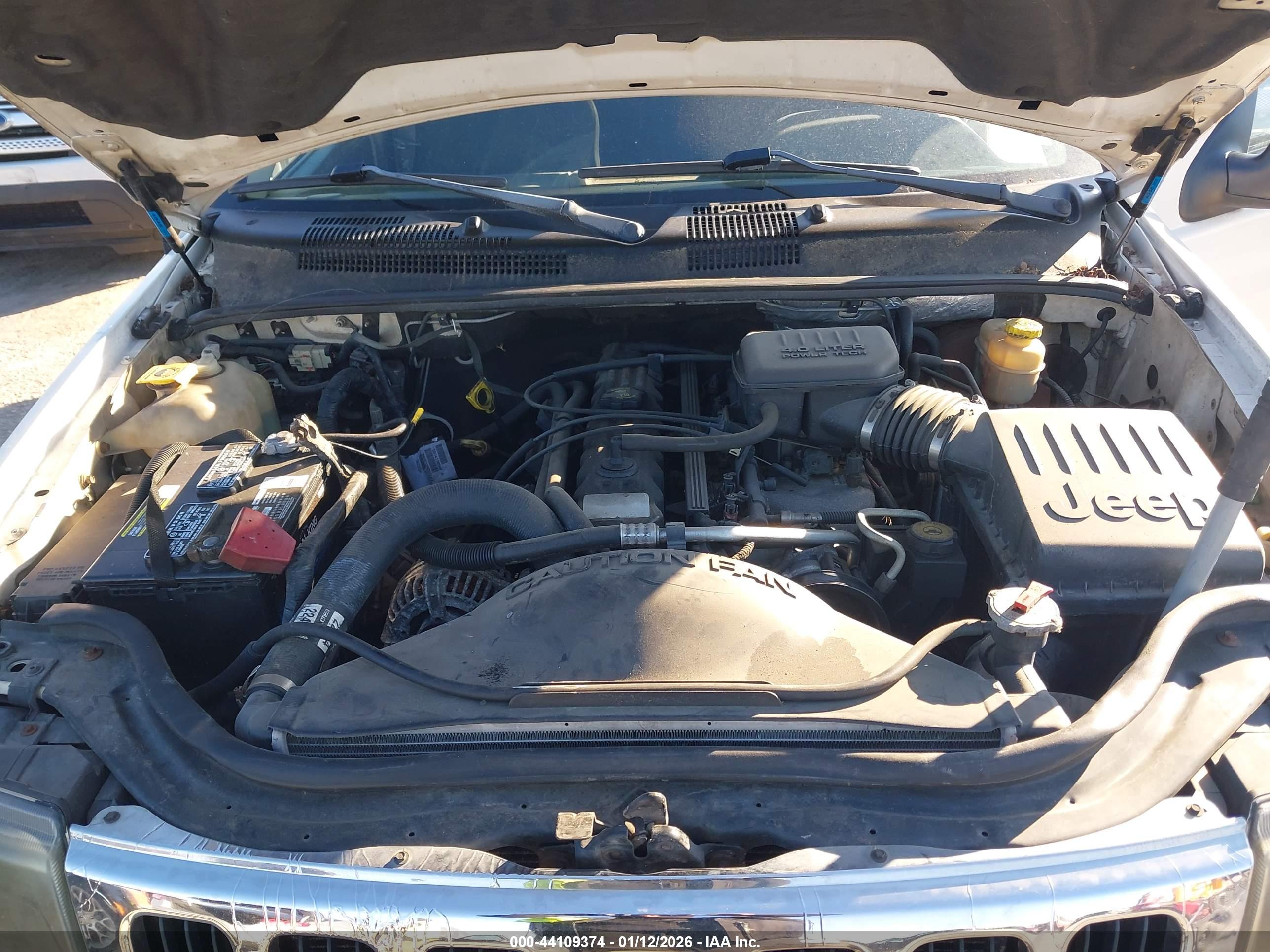 JEEP GRAND image 10