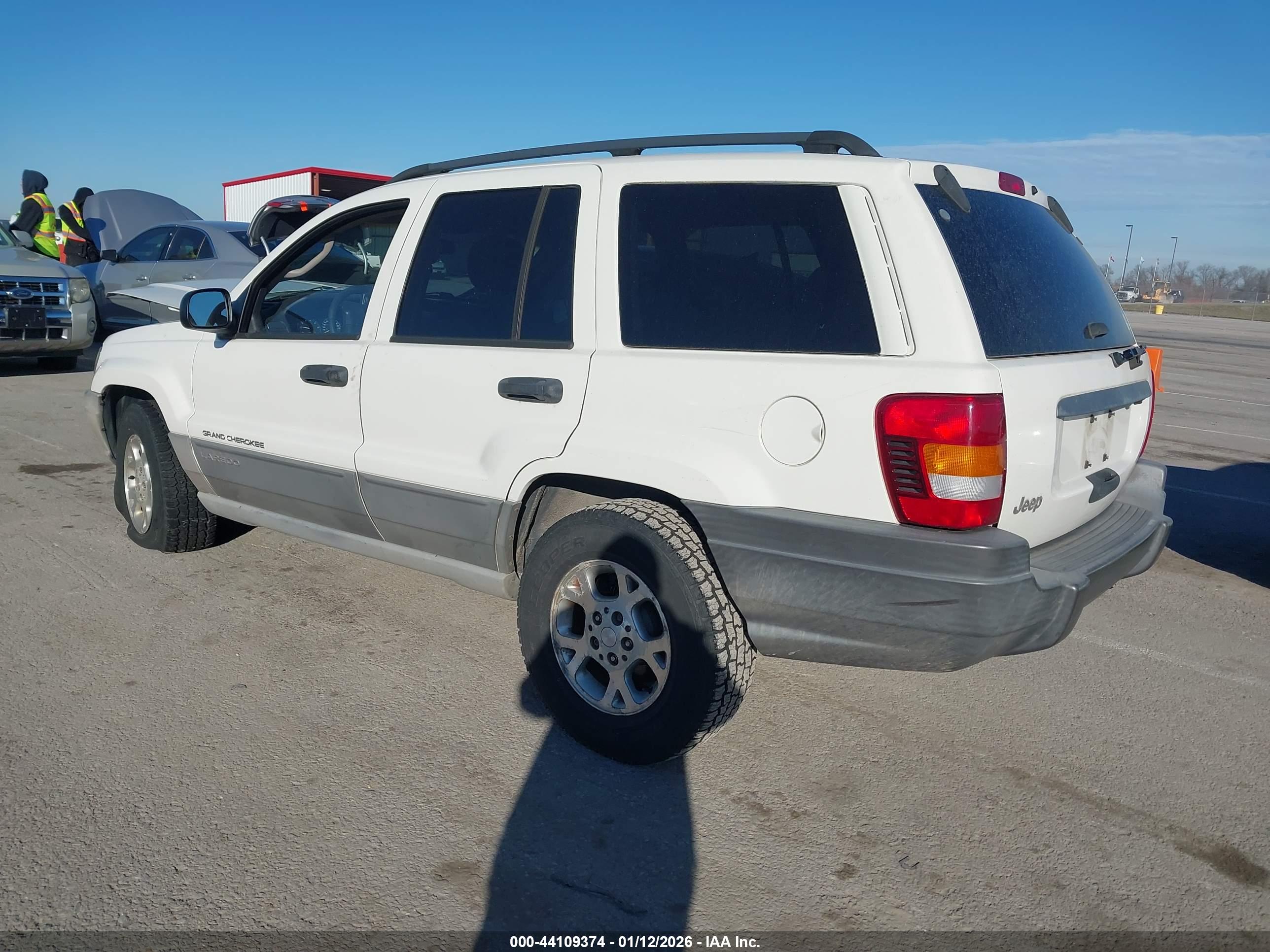 JEEP GRAND image 3