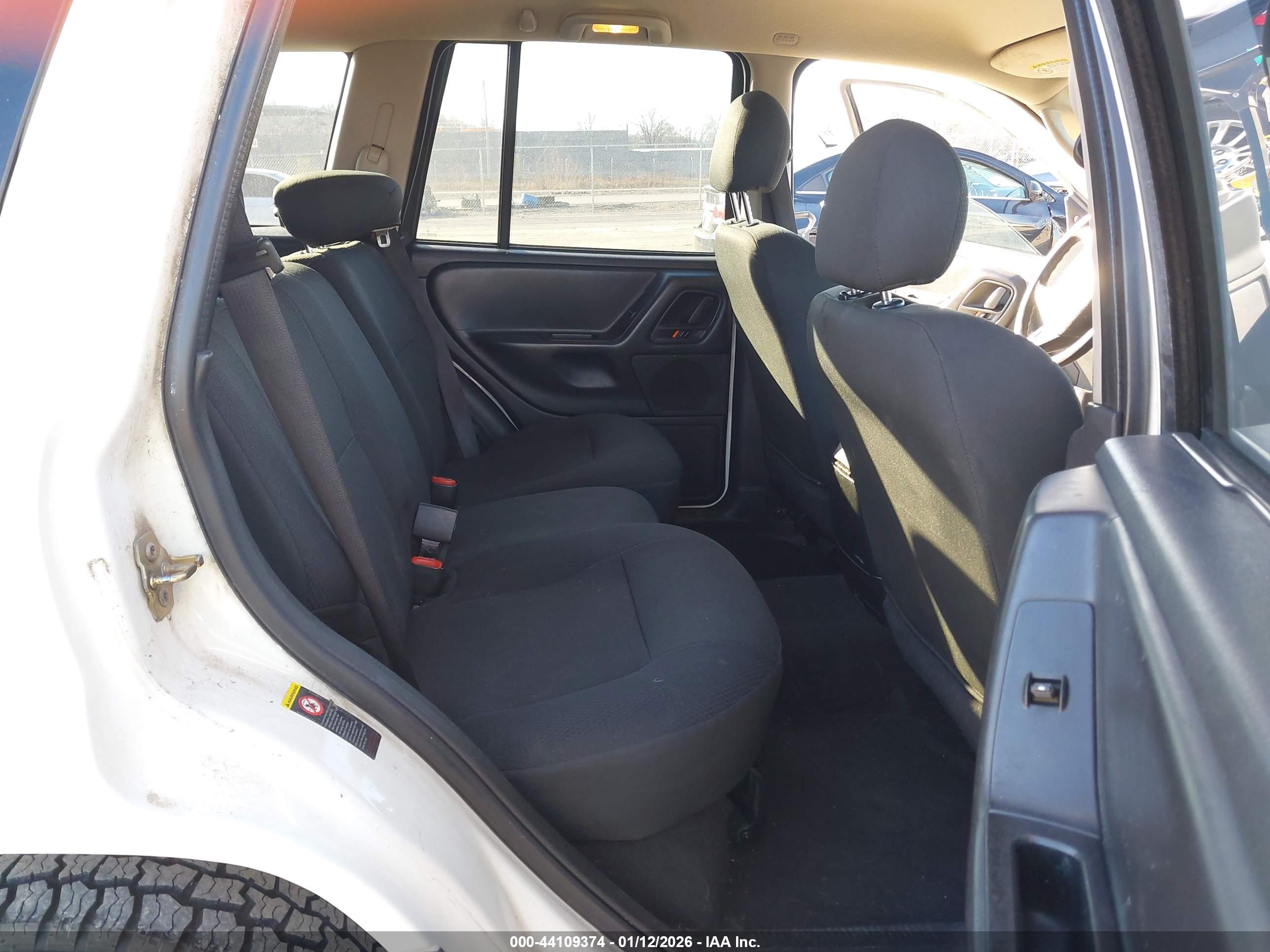 JEEP GRAND image 8