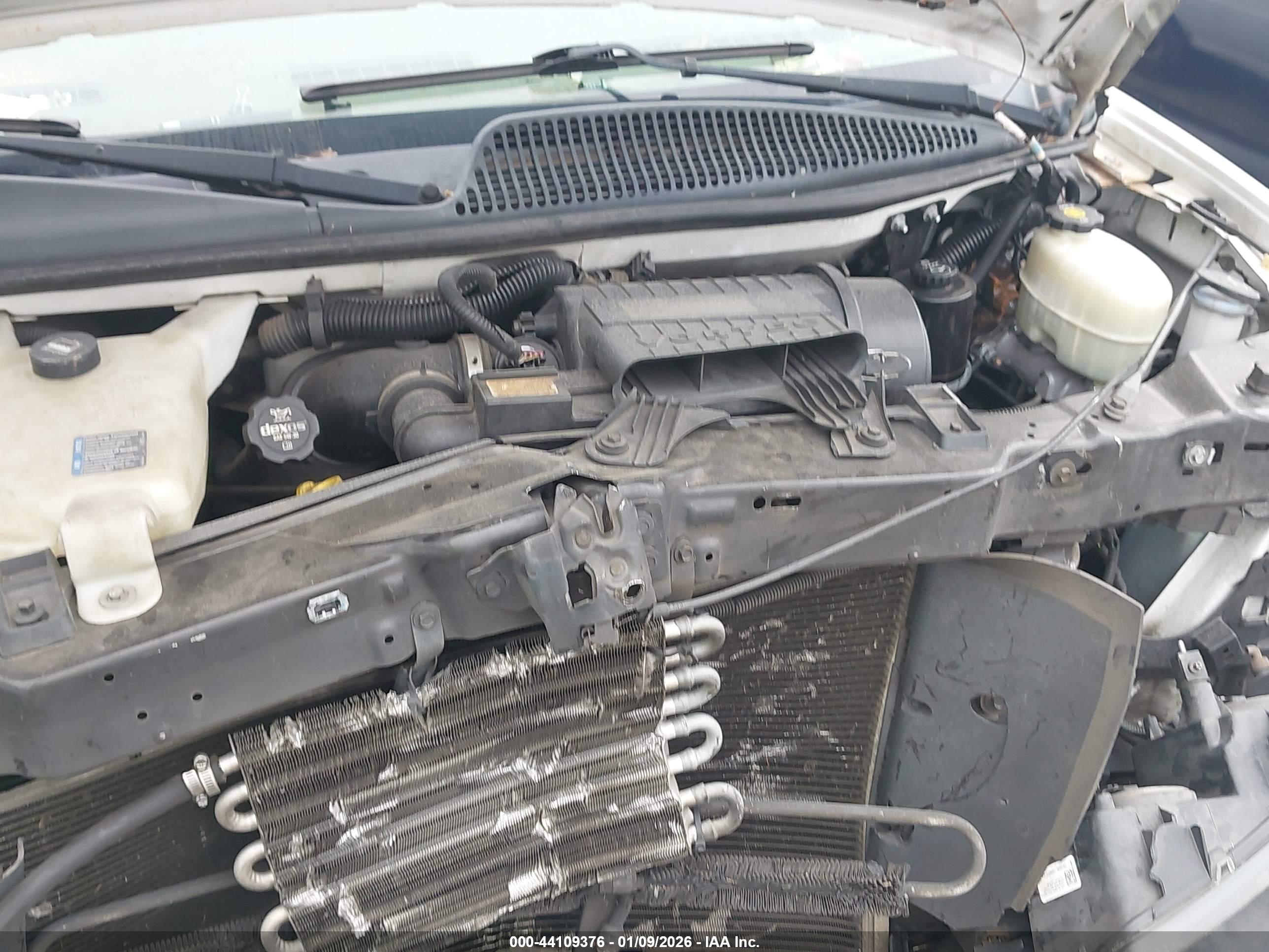 GMC SAVANA image 10