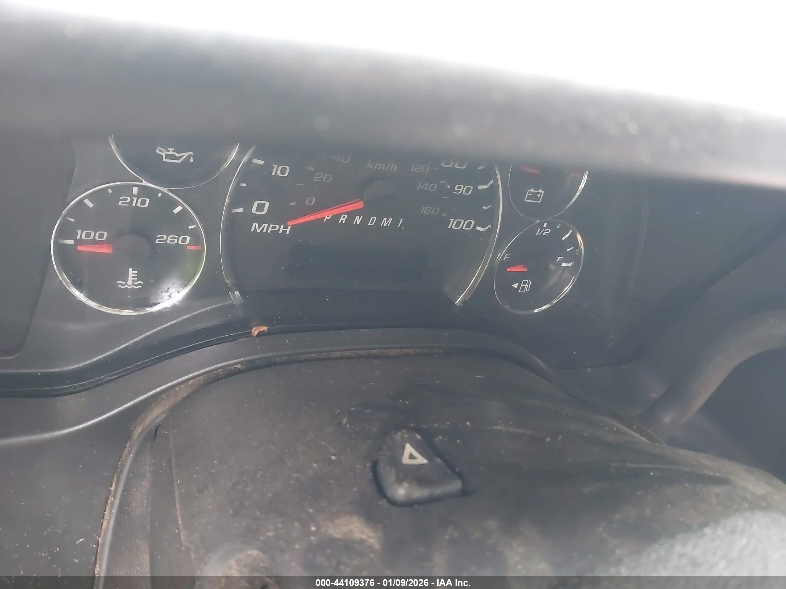 GMC SAVANA image 7