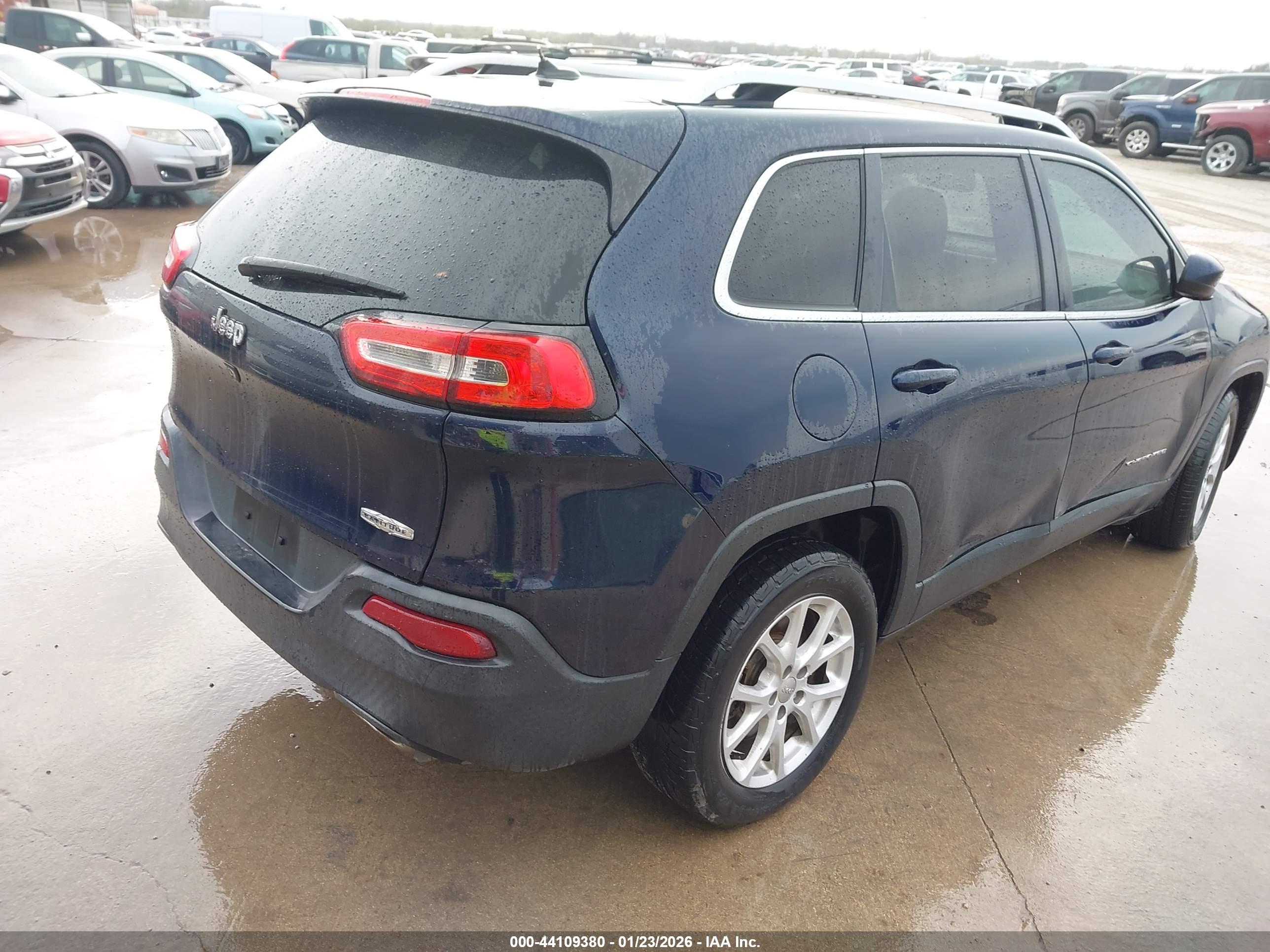 JEEP CHEROKEE image 4