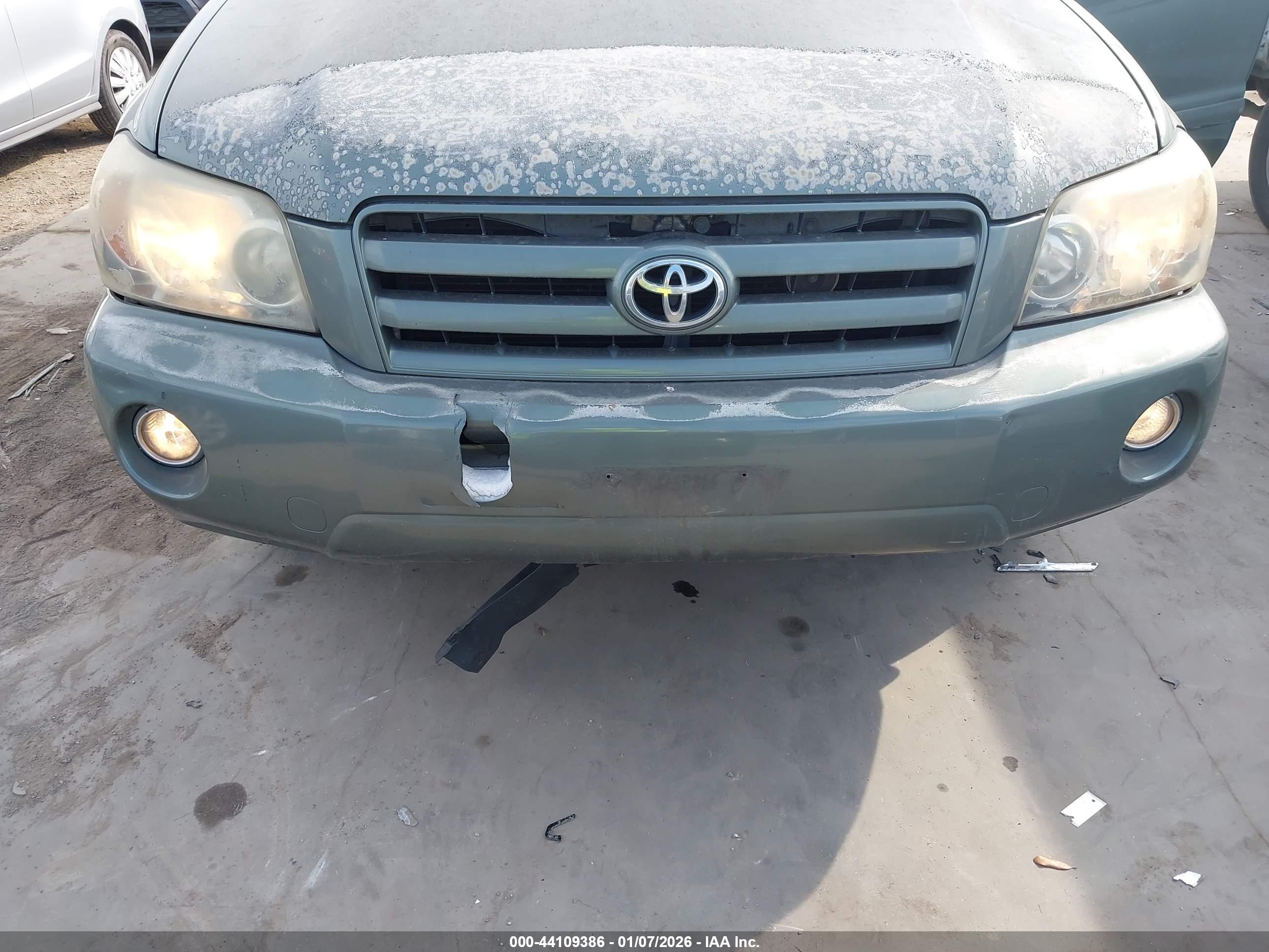 TOYOTA HIGHLANDER image 6
