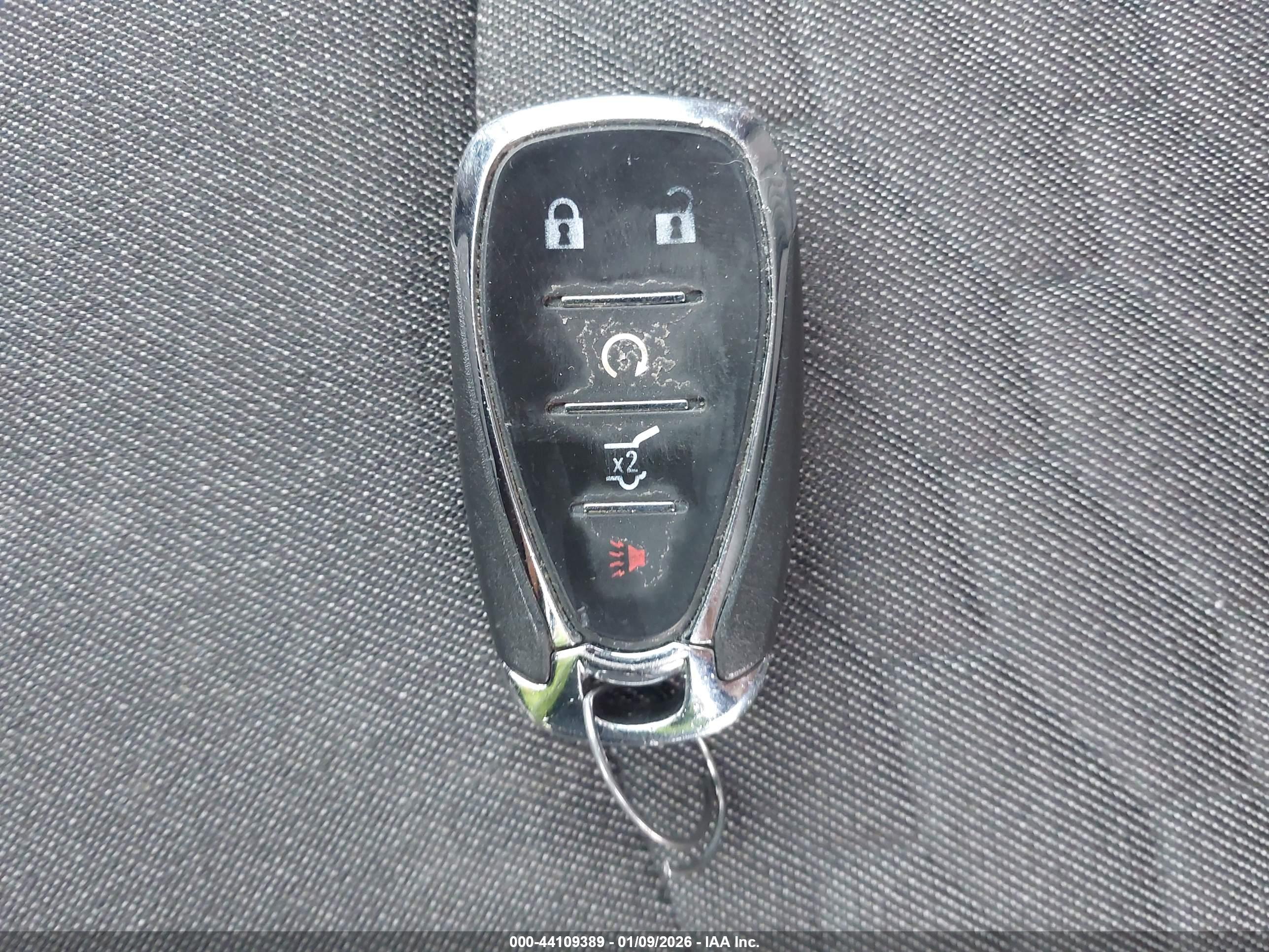 CHEVROLET EQUINOX image 11