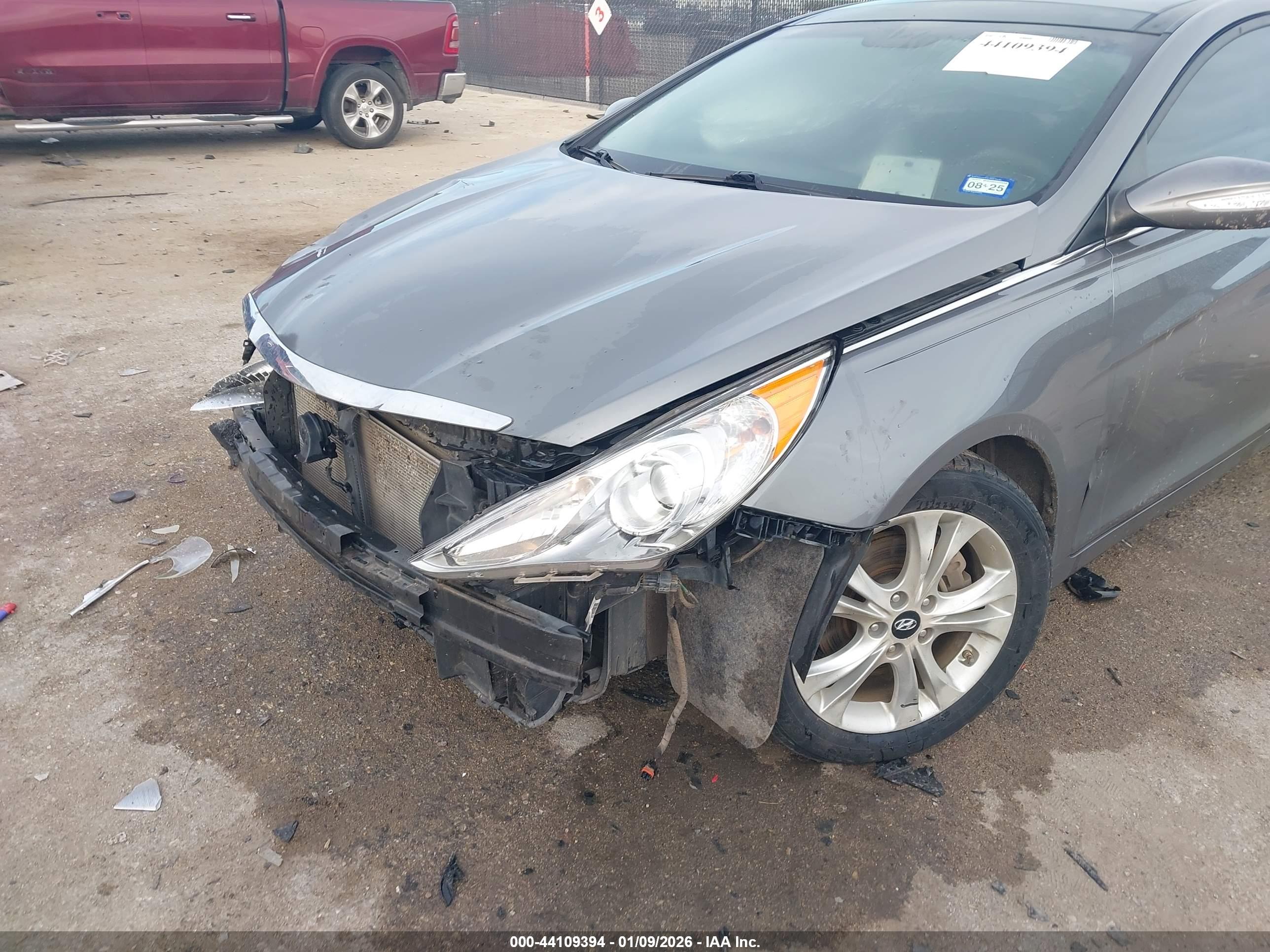 HYUNDAI SONATA image 6