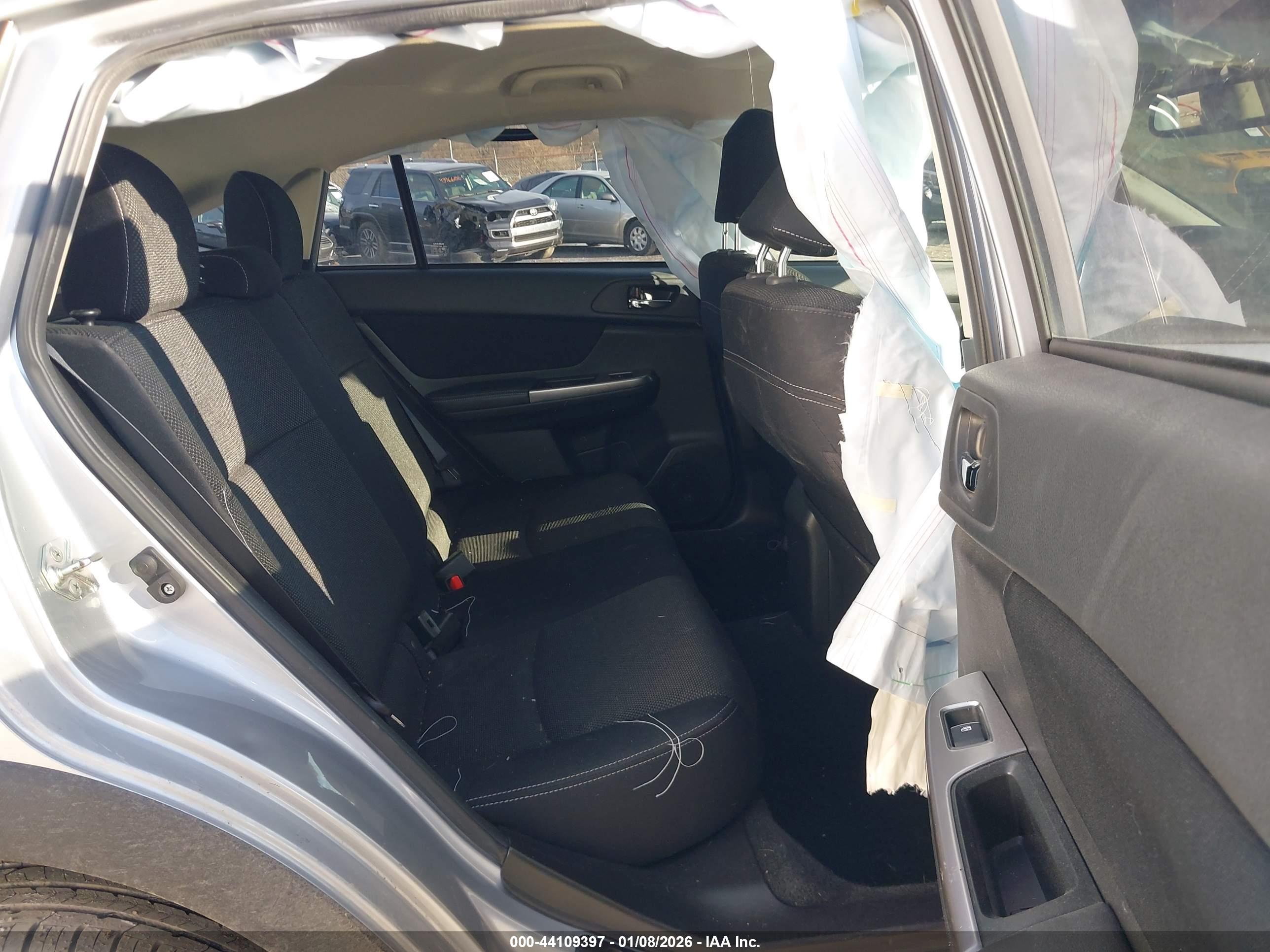 SUBARU XV image 8