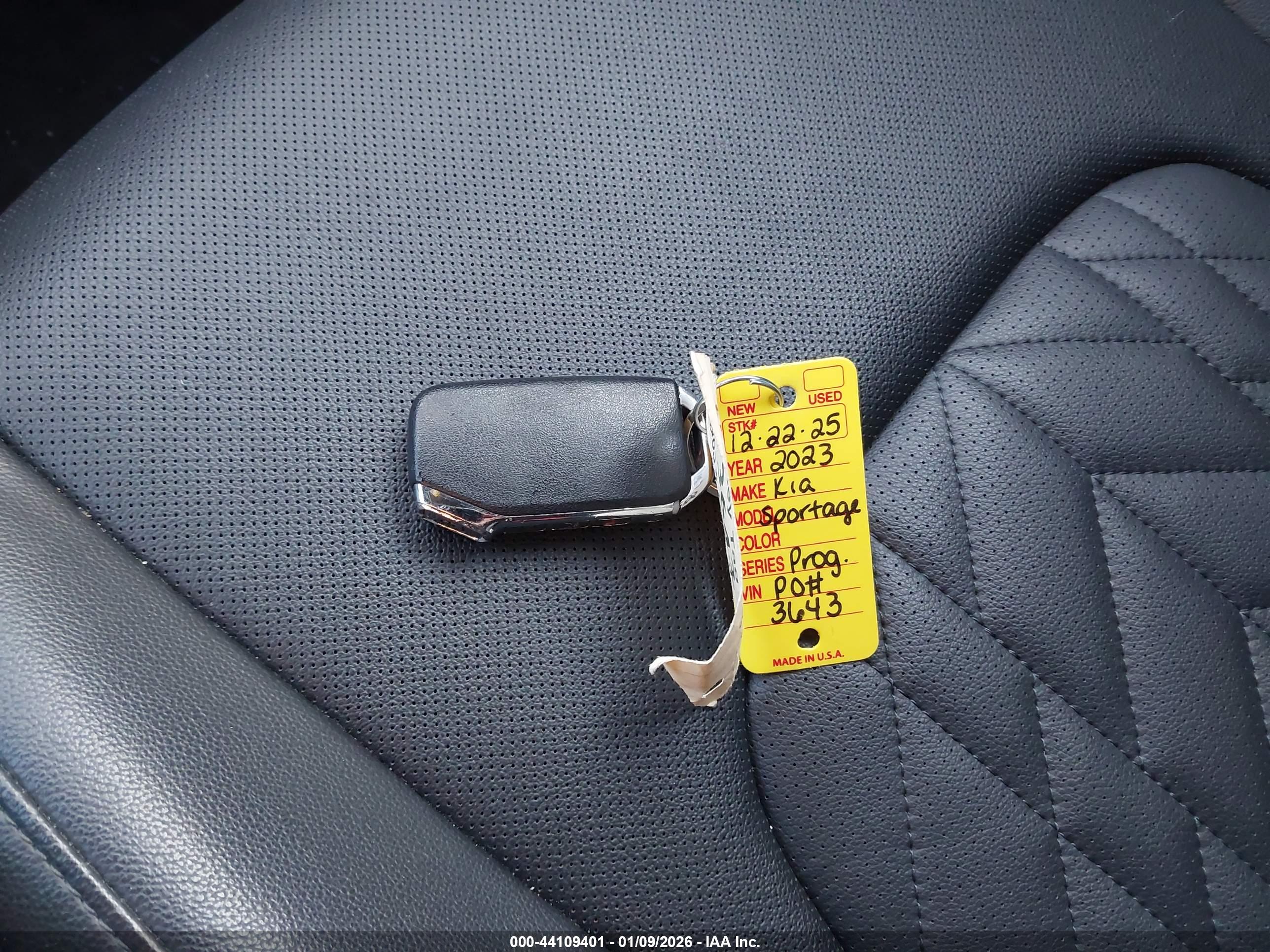 KIA SPORTAGE image 11