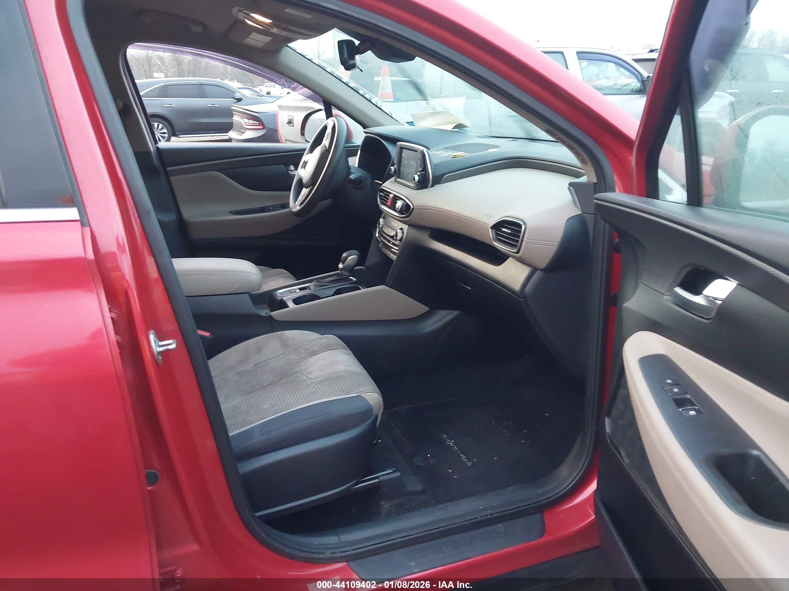 HYUNDAI SANTA image 5