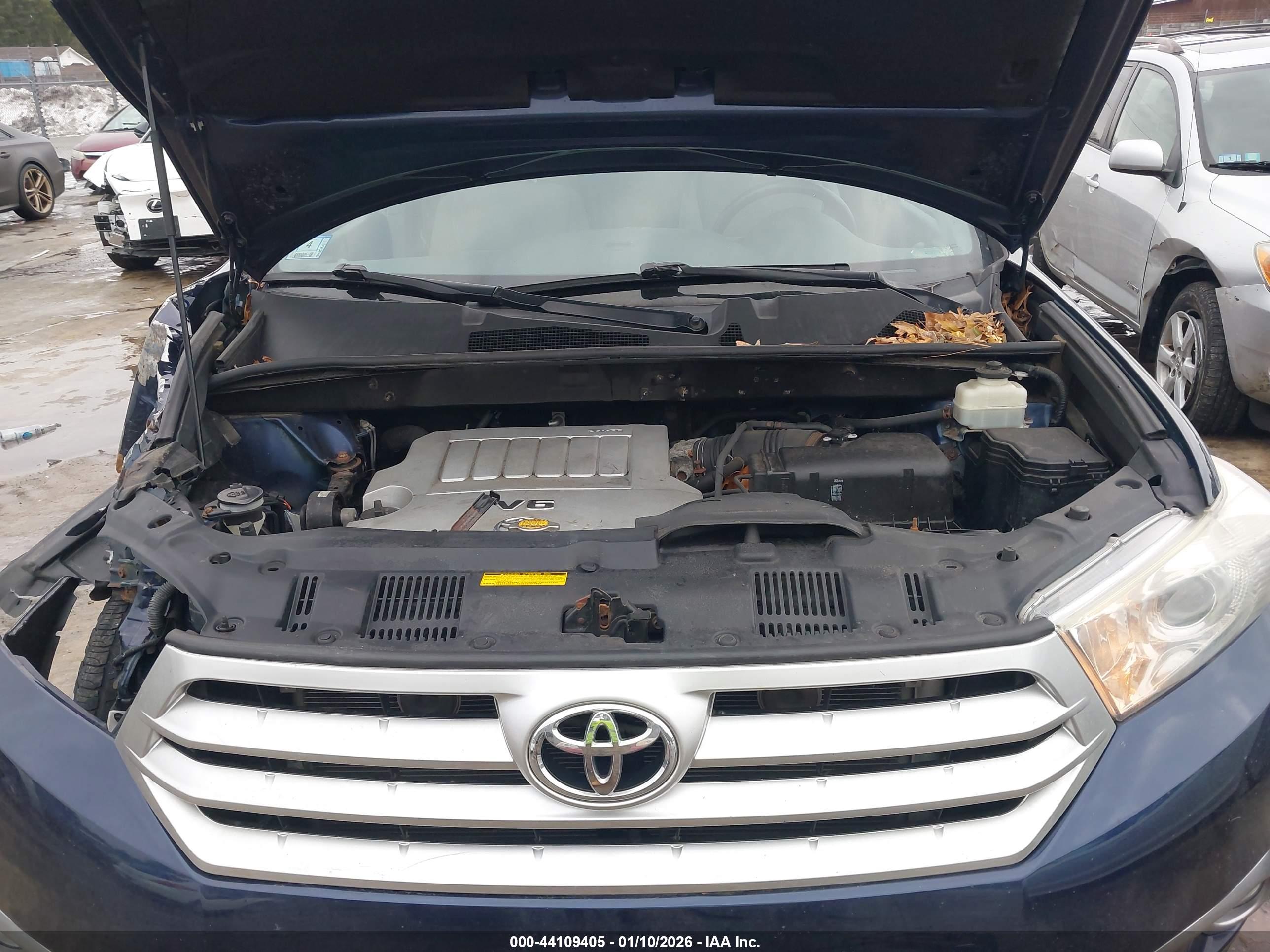 TOYOTA HIGHLANDER image 10