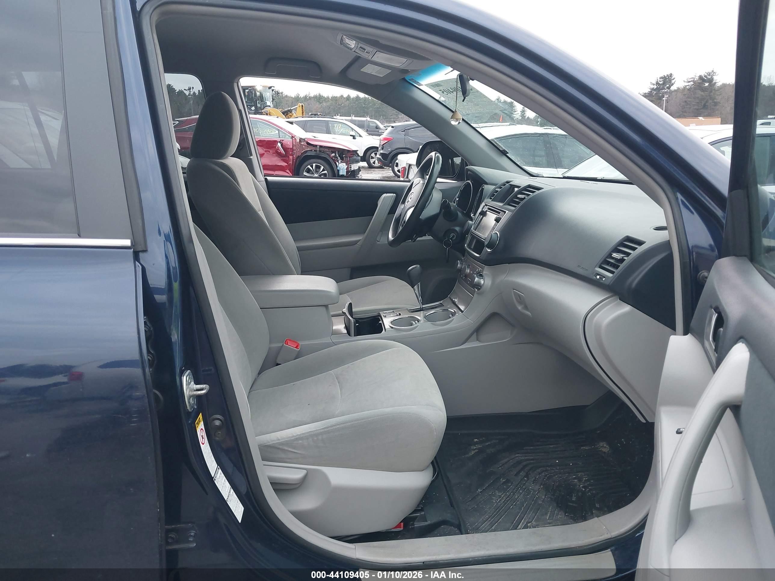TOYOTA HIGHLANDER image 5
