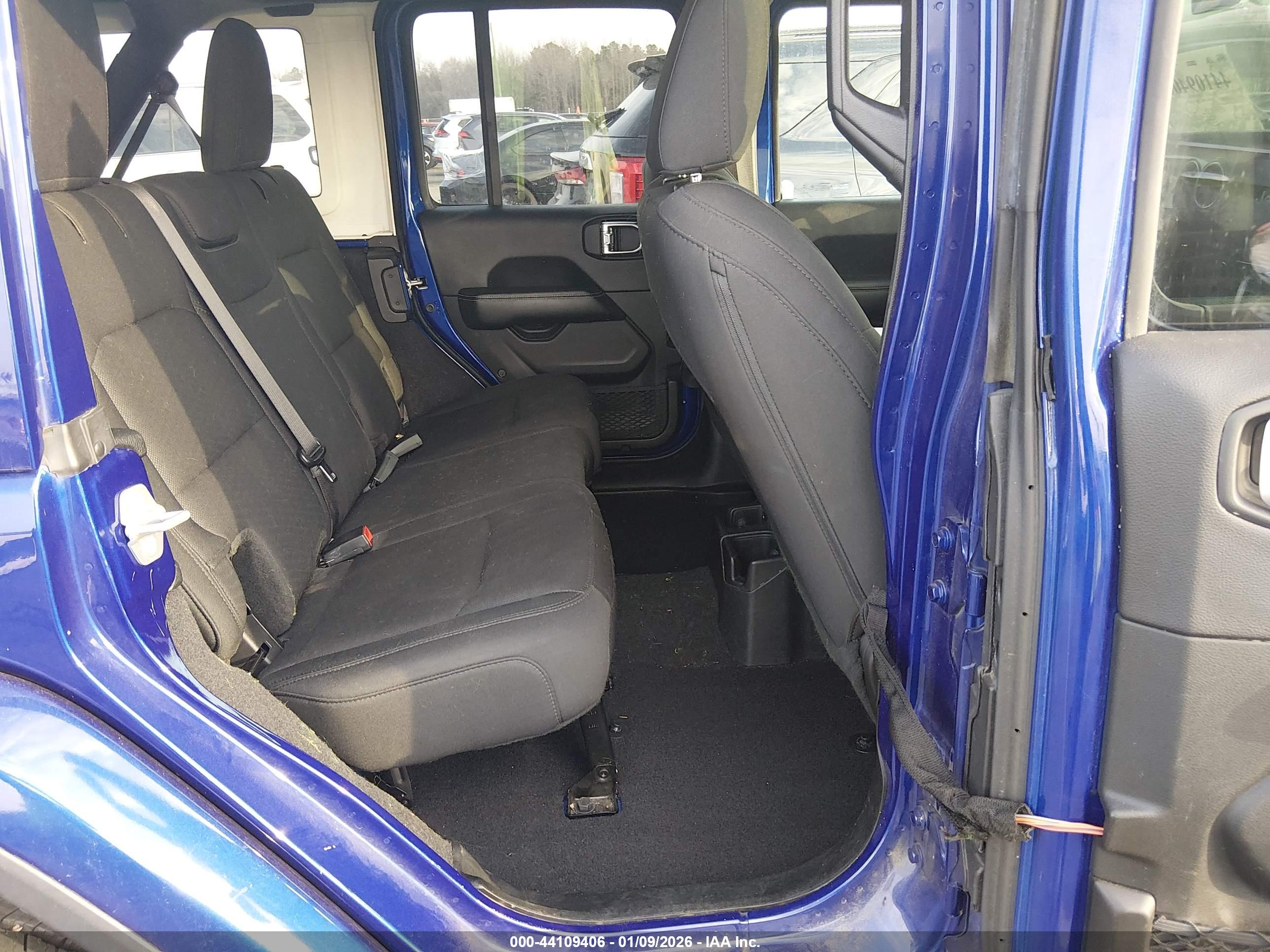 JEEP WRANGLER image 8