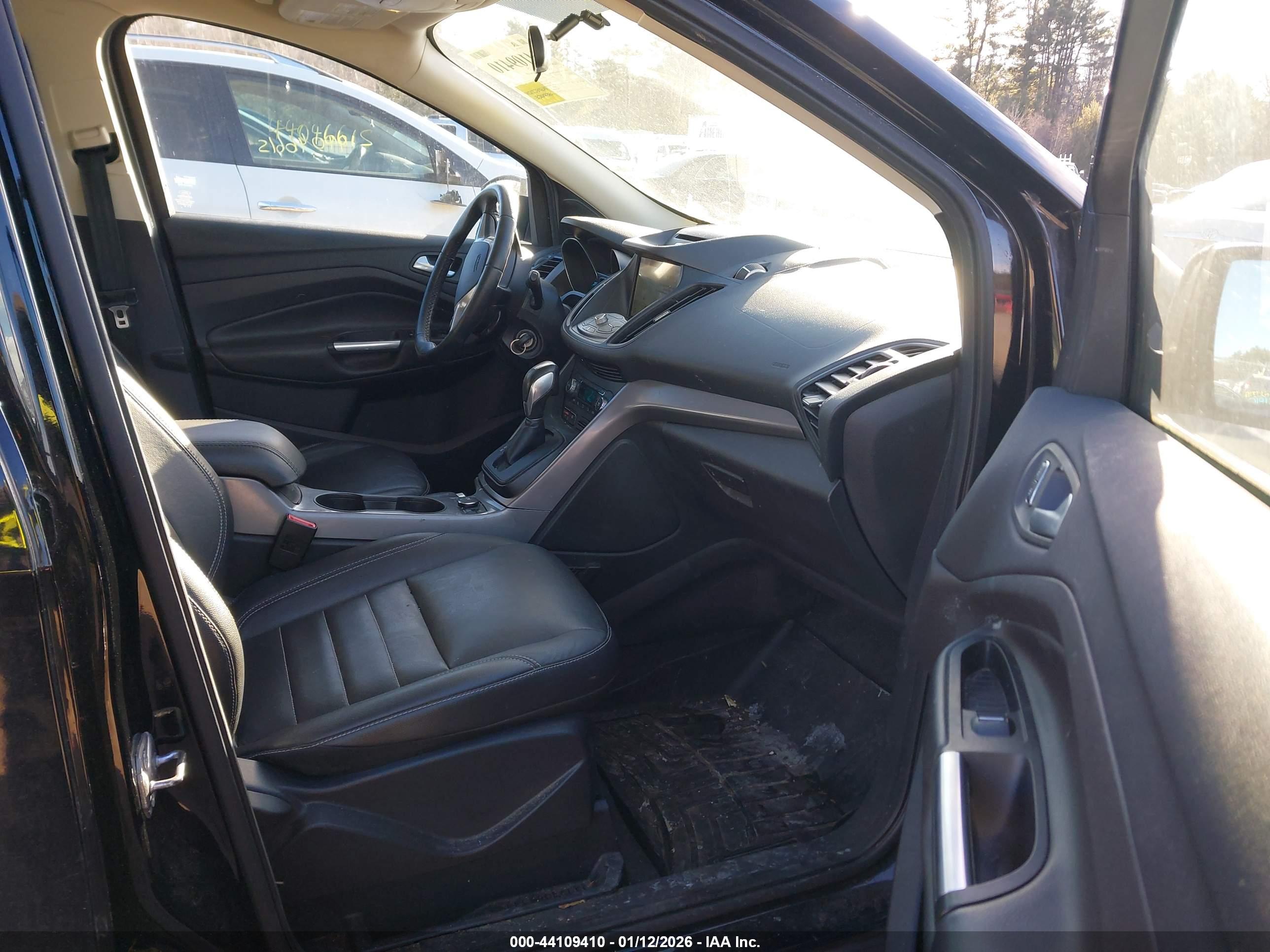 FORD ESCAPE image 5
