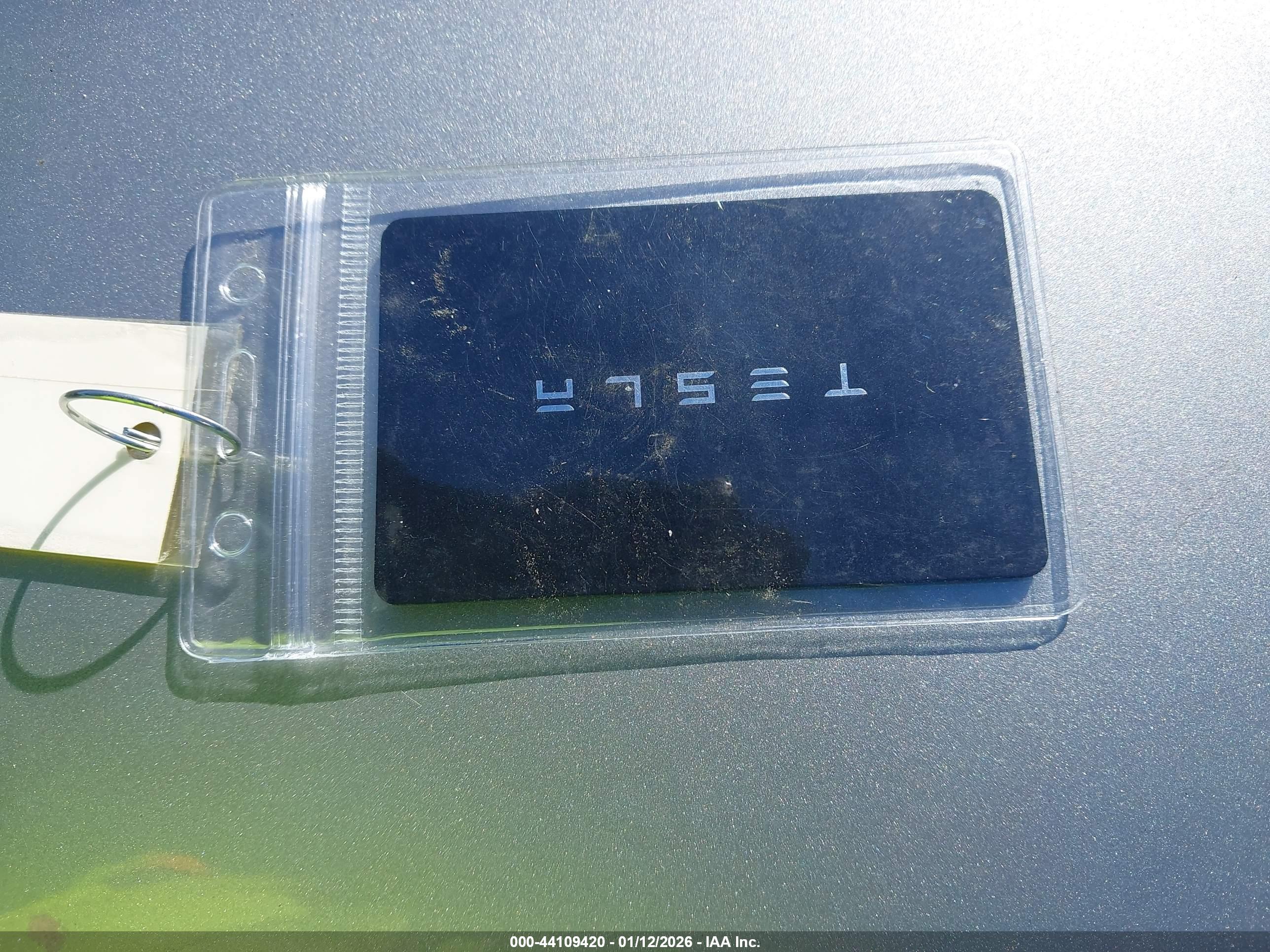 TESLA MODEL image 11