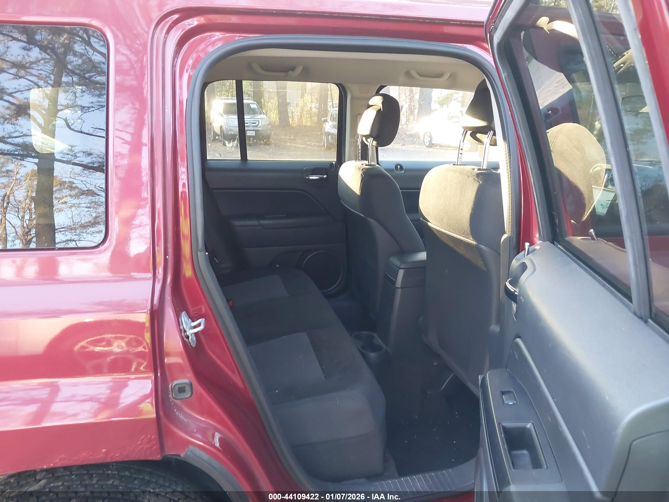 JEEP PATRIOT image 8