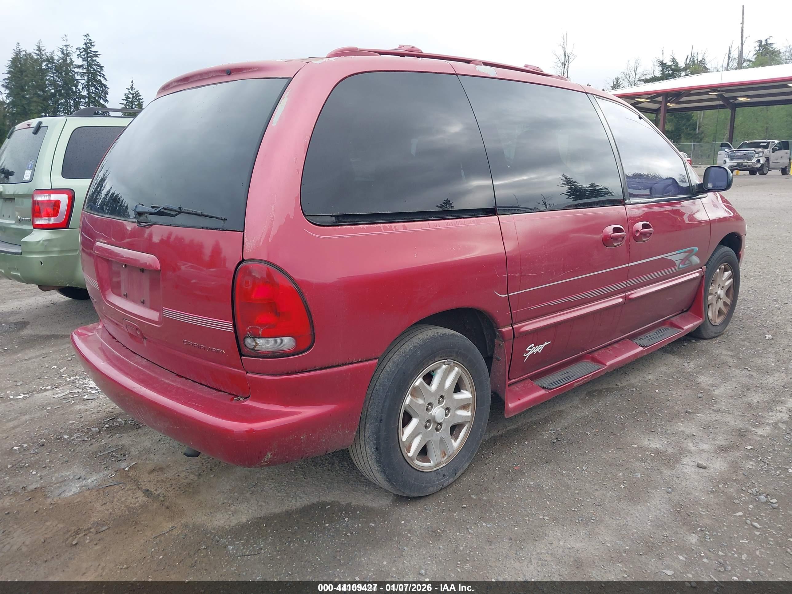 DODGE CARAVAN image 4